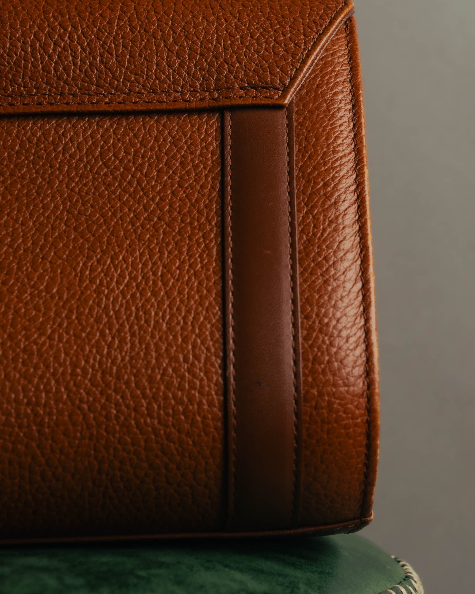 "Burberrys" 80's-90's Classic grained leather top handle handbag