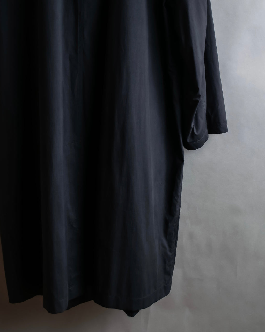 "Christian Dior" Straight line draping silk chester coat