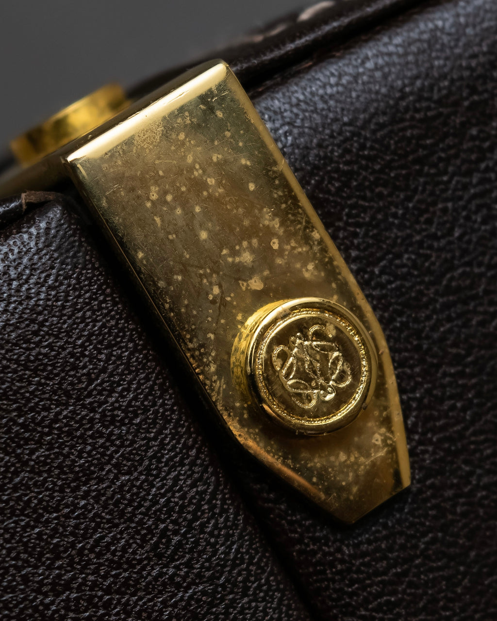 "LOEWE" Logo engraved wooden storage box