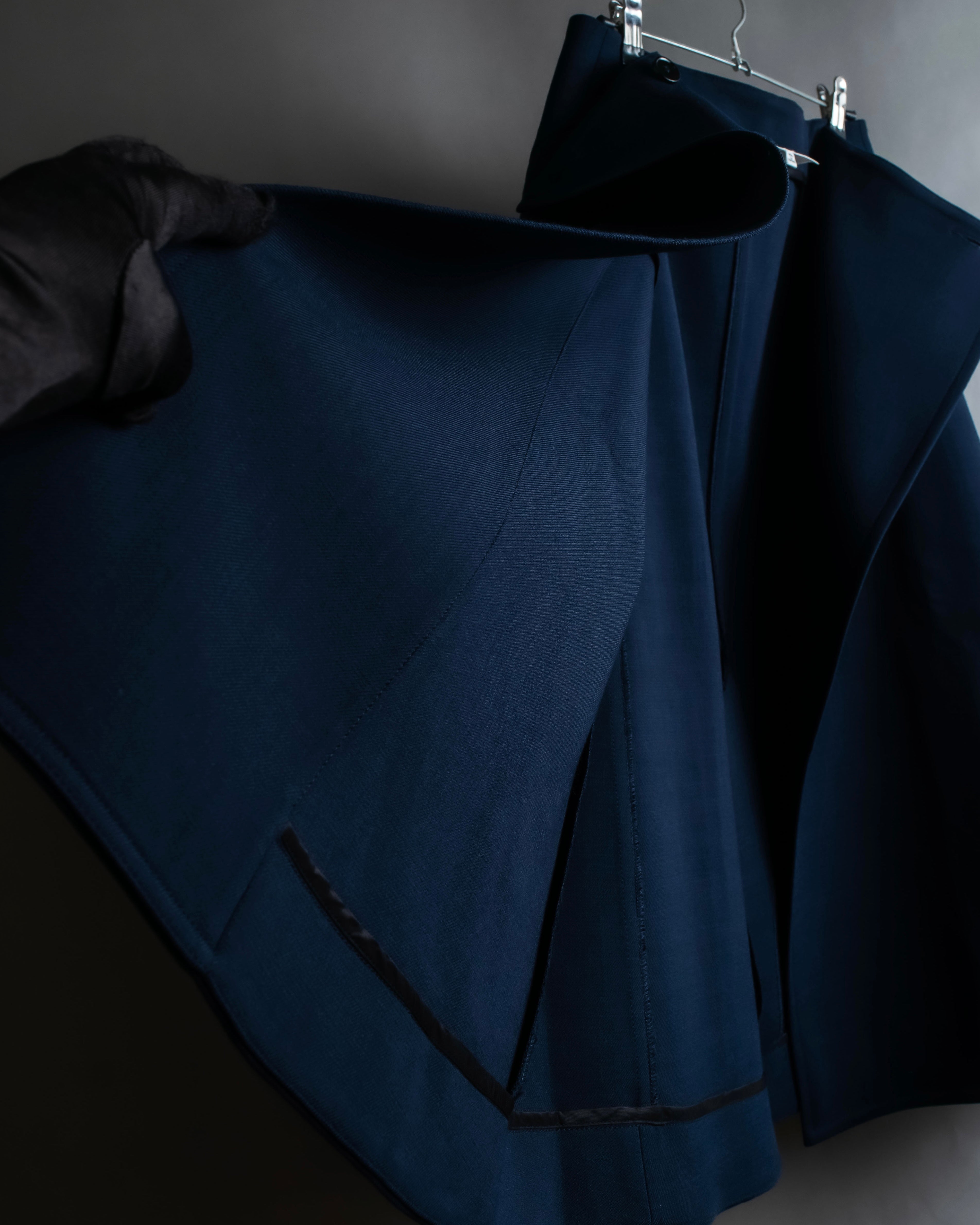 "MM6 MAISON MARGIELA" 20SS Beautiful navy trench skirt