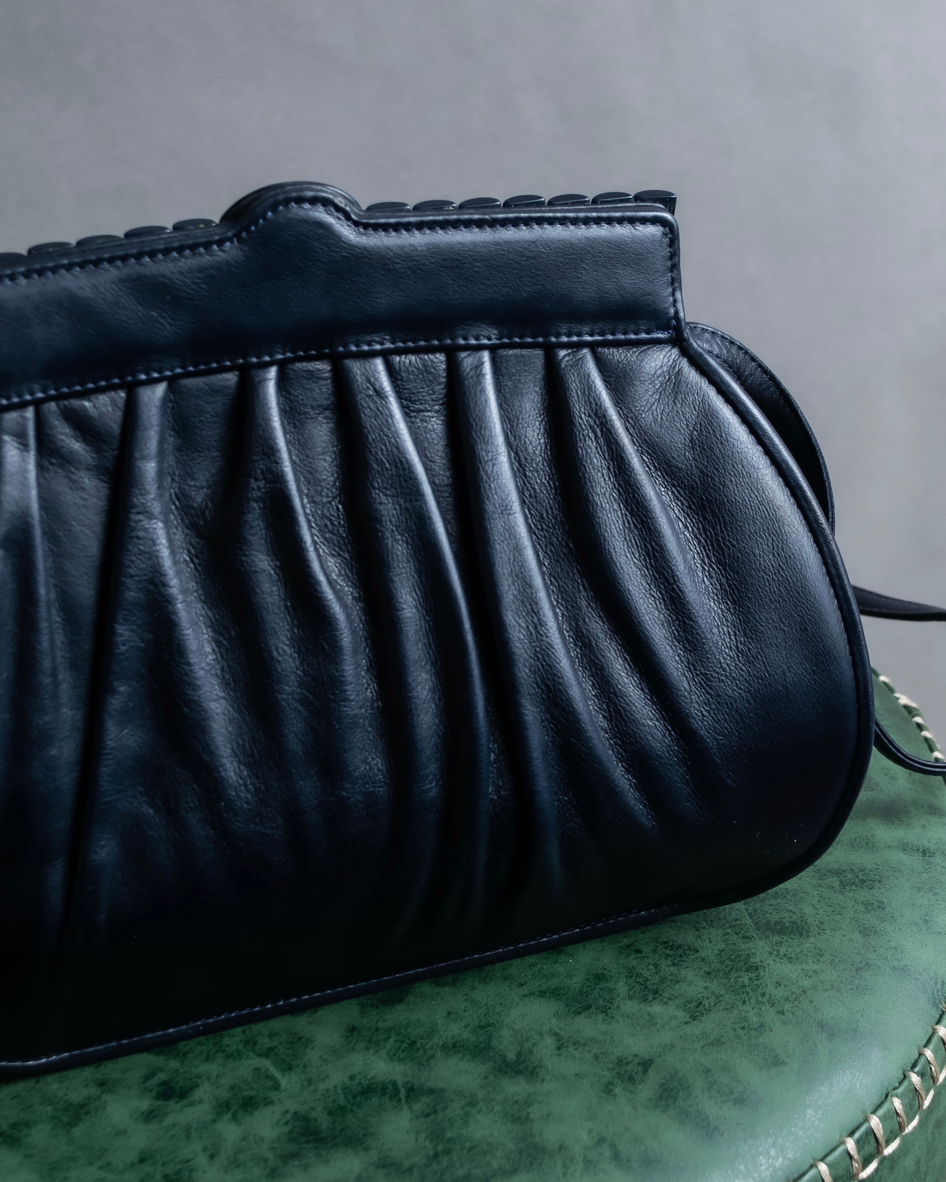 "VALENTINO" Gathered design rounded silhouette shoulder bag