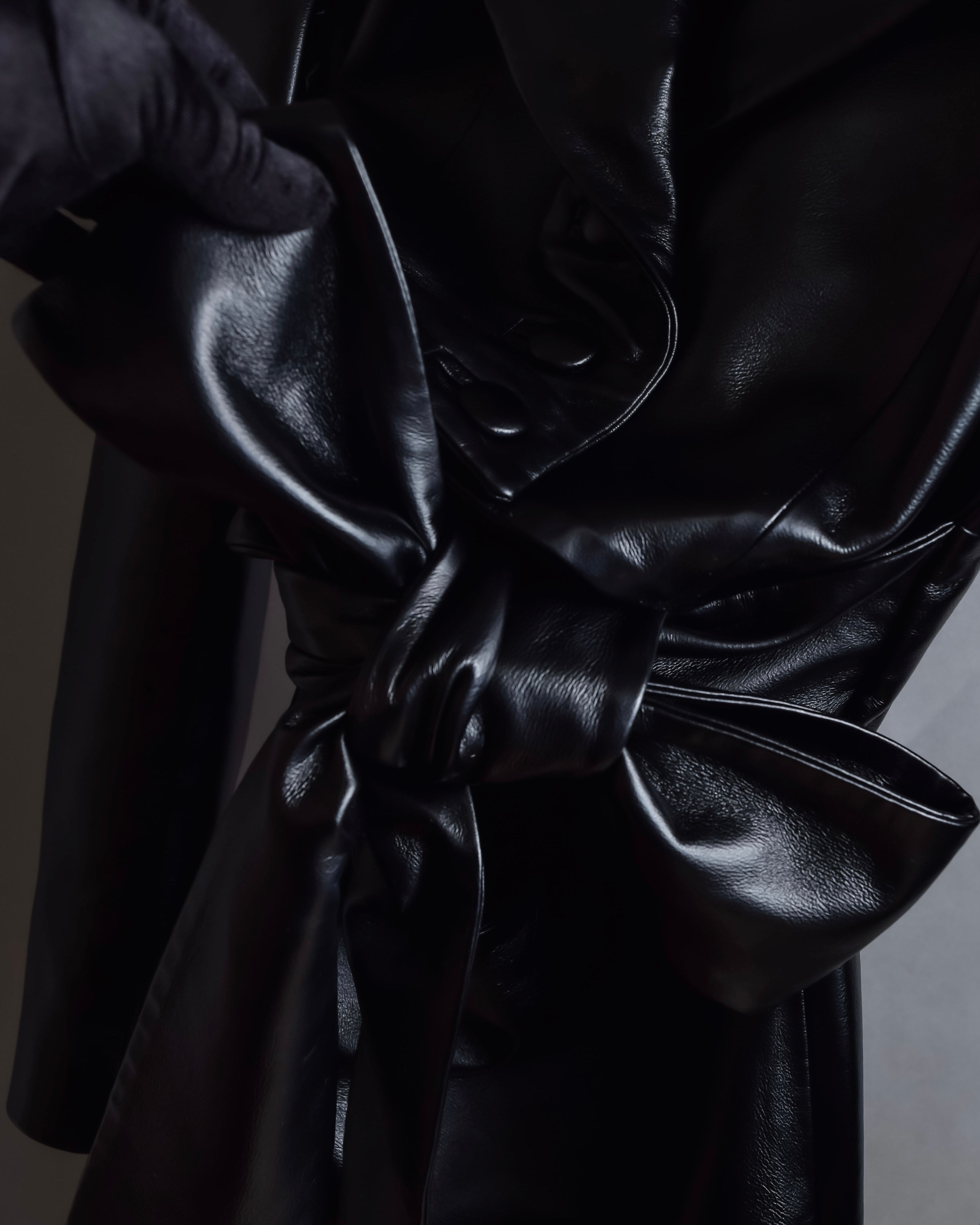 "MATÉRIEL TBILISI" Draped belted synthetic leather long jacket