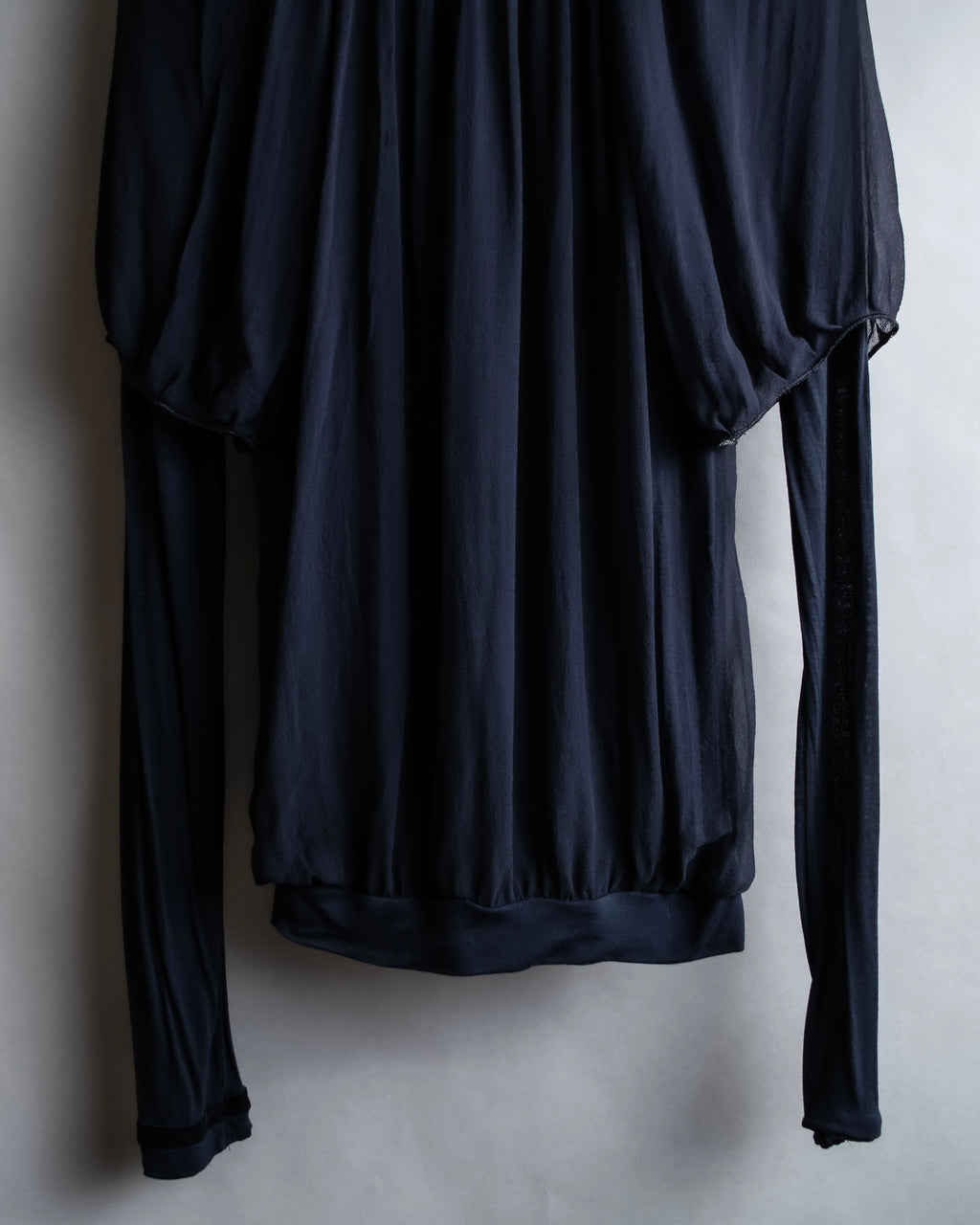 "CALVIN KLEIN" Layered sleeve gathered design pullover