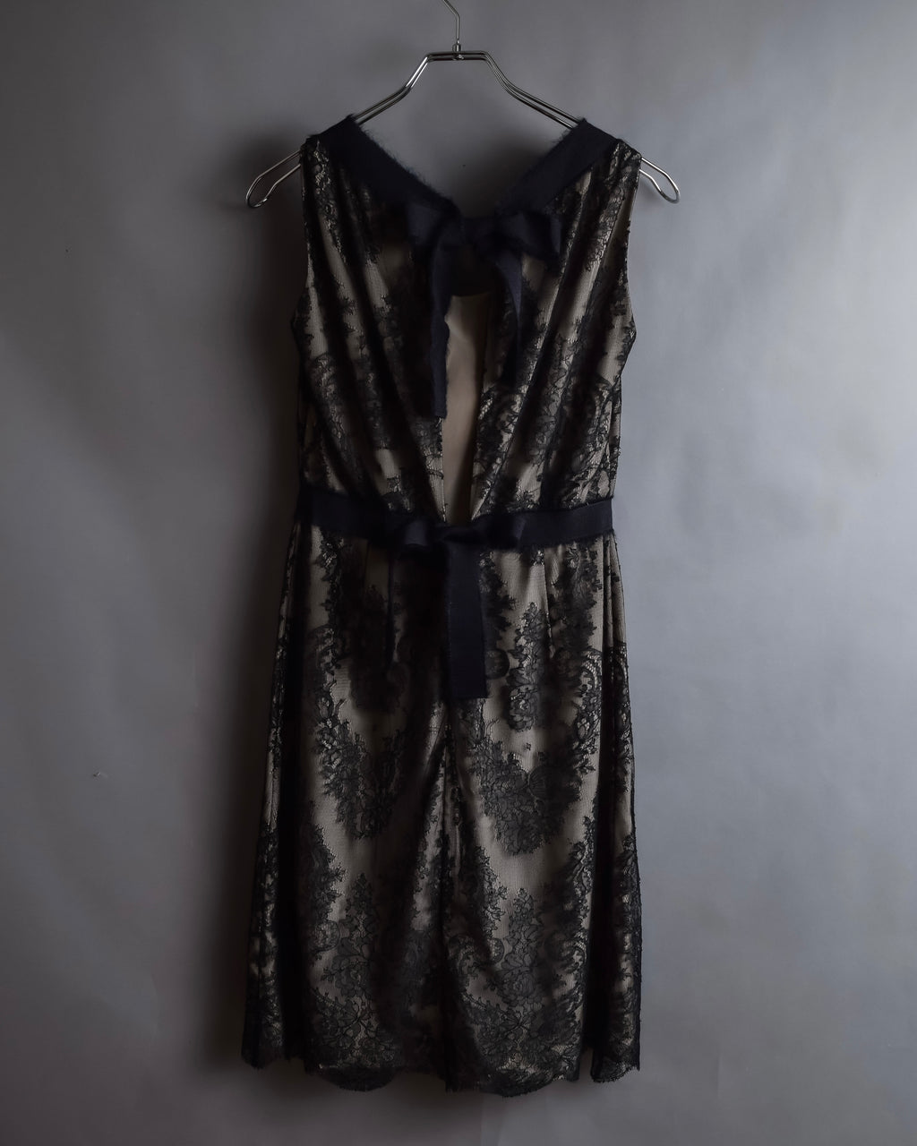 "VALENTINO" Lace layered ribbon design sleeveless dress