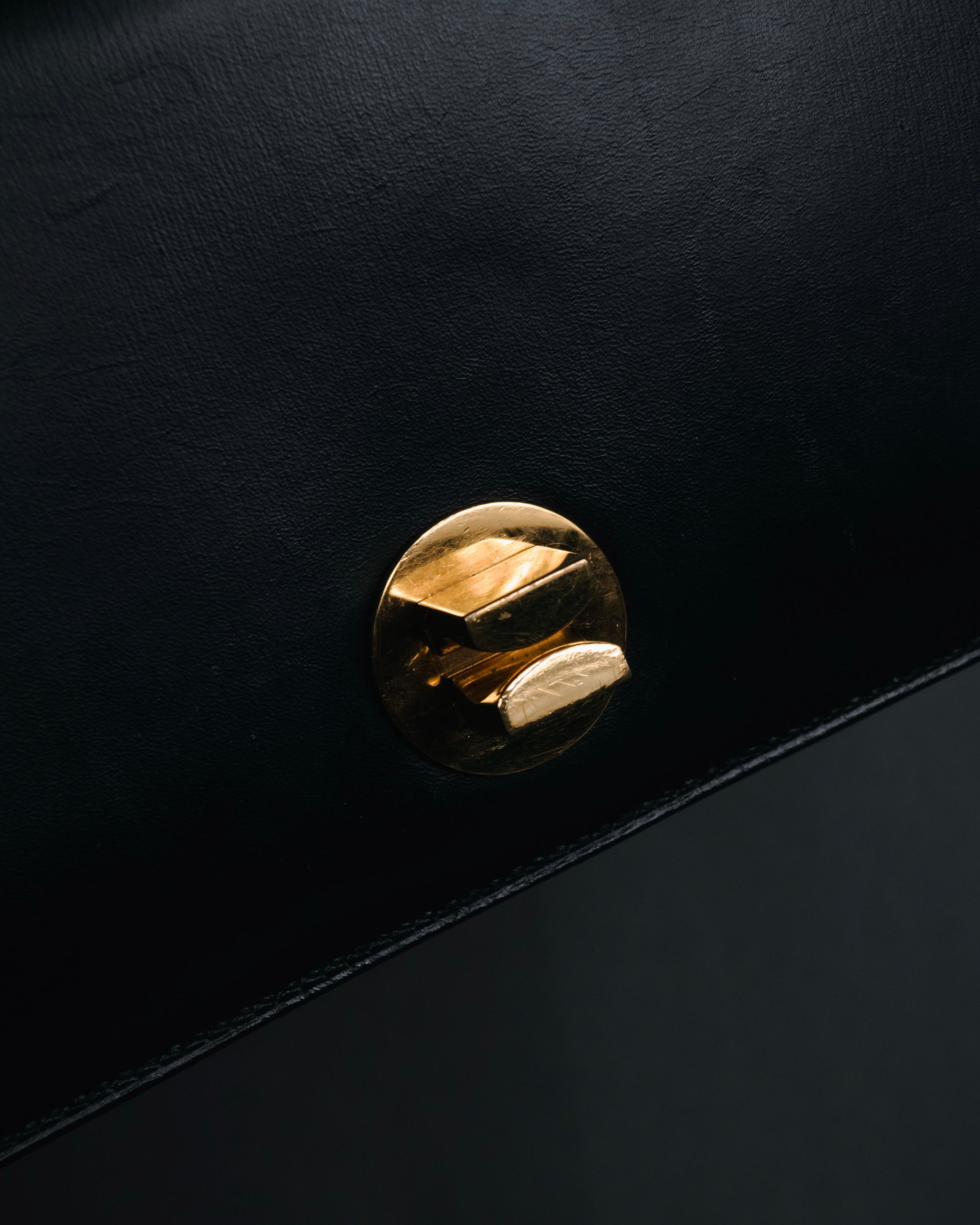 –SPECIAL– "HERMES" 90’s Box calf ring-lock accordion shoulder bag