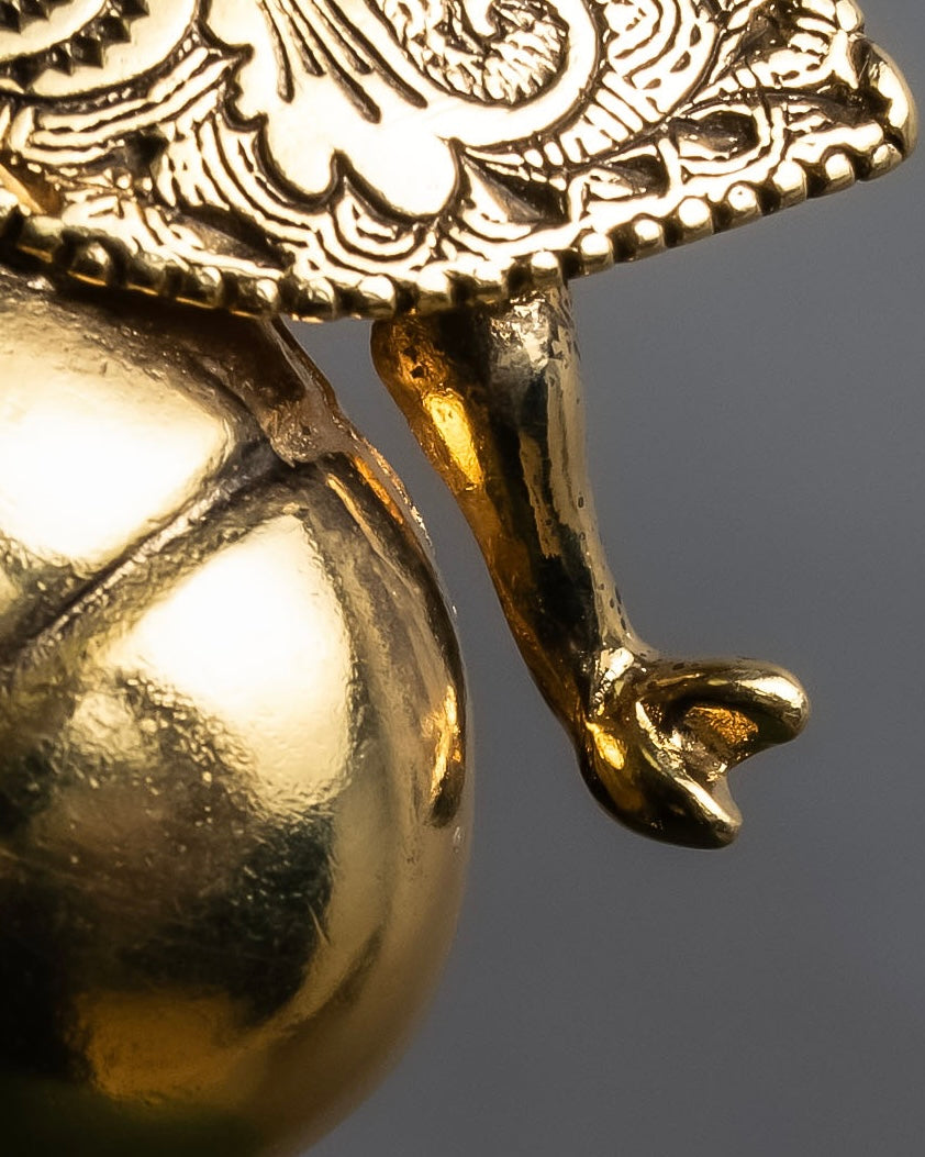 "Christian Dior" Bee motif gold brooch