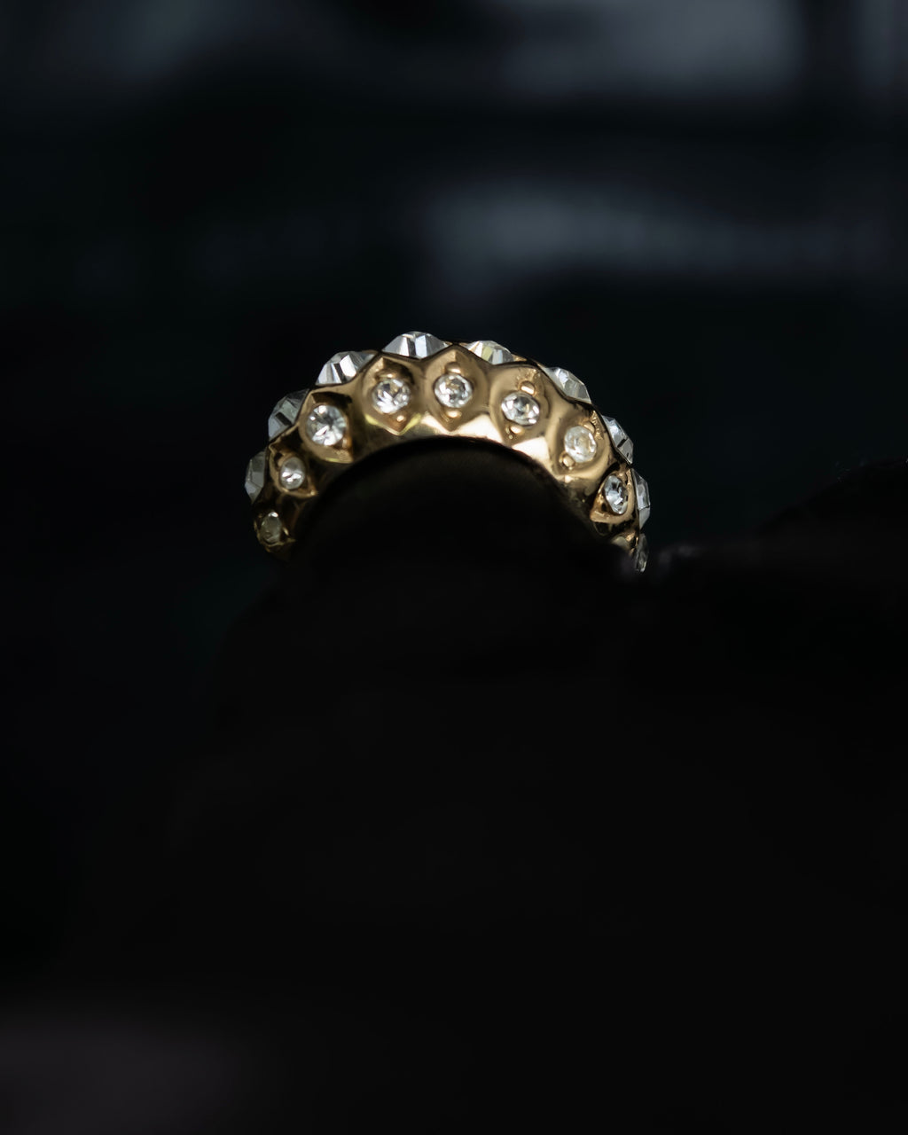 “Dior” mesh designed gold ring with crystal