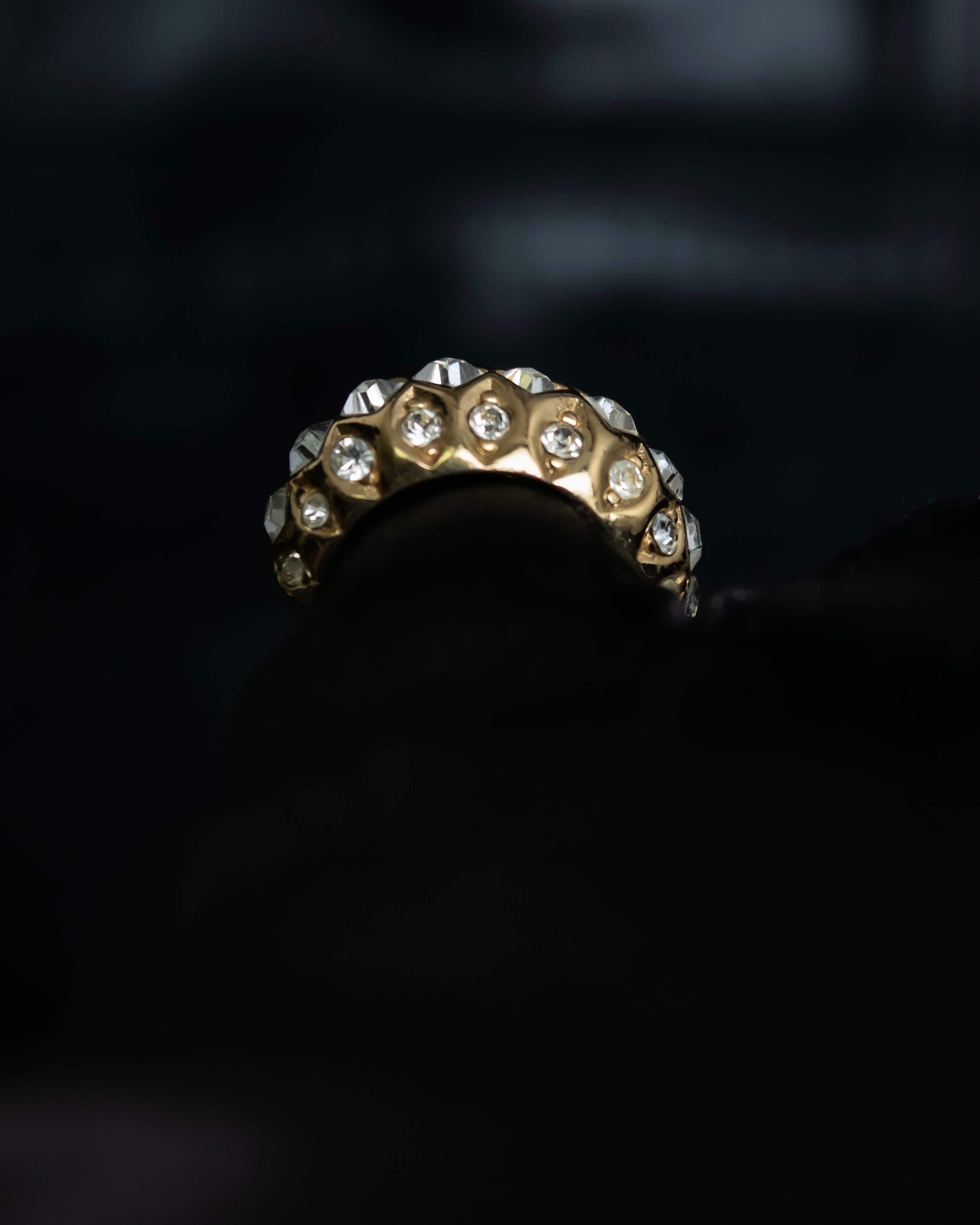 “Dior” mesh designed gold ring with crystal
