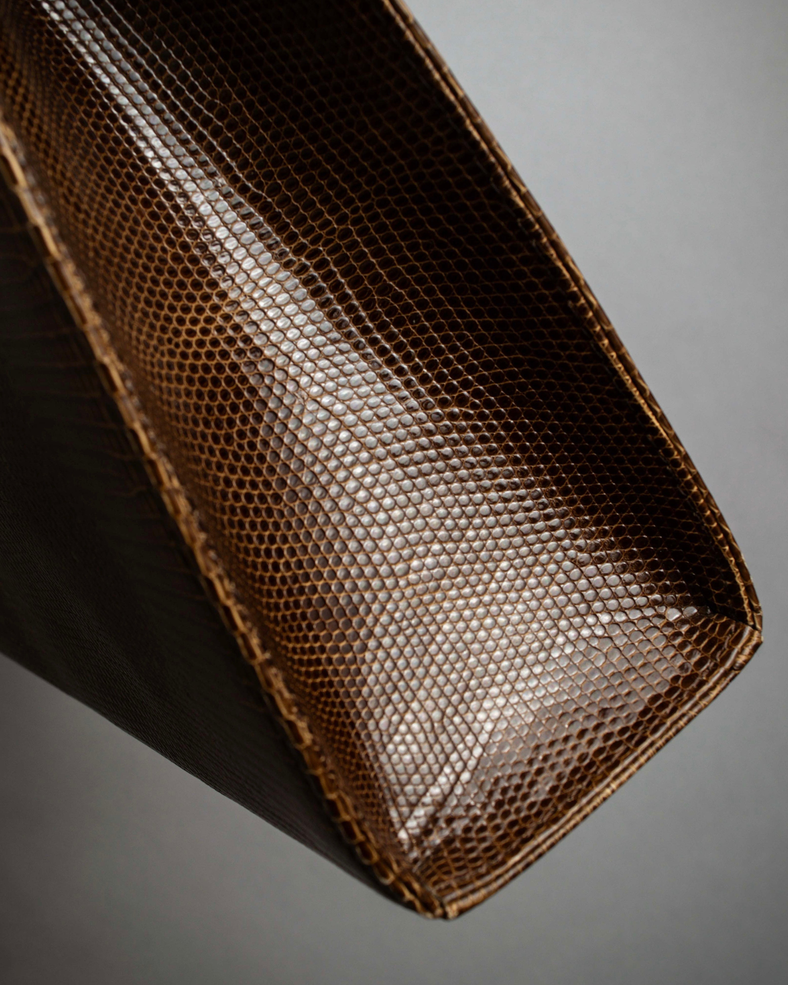 "YVES SAINT LAURENT" Flap design lizard embossed leather hand bag