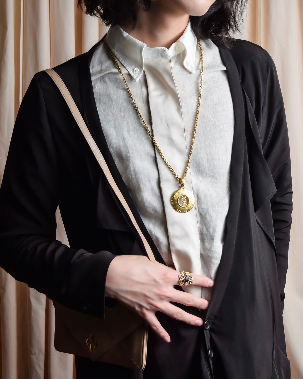 "BRUNELLO CUCINELLI" Contrast collar hidden placket linen shirt