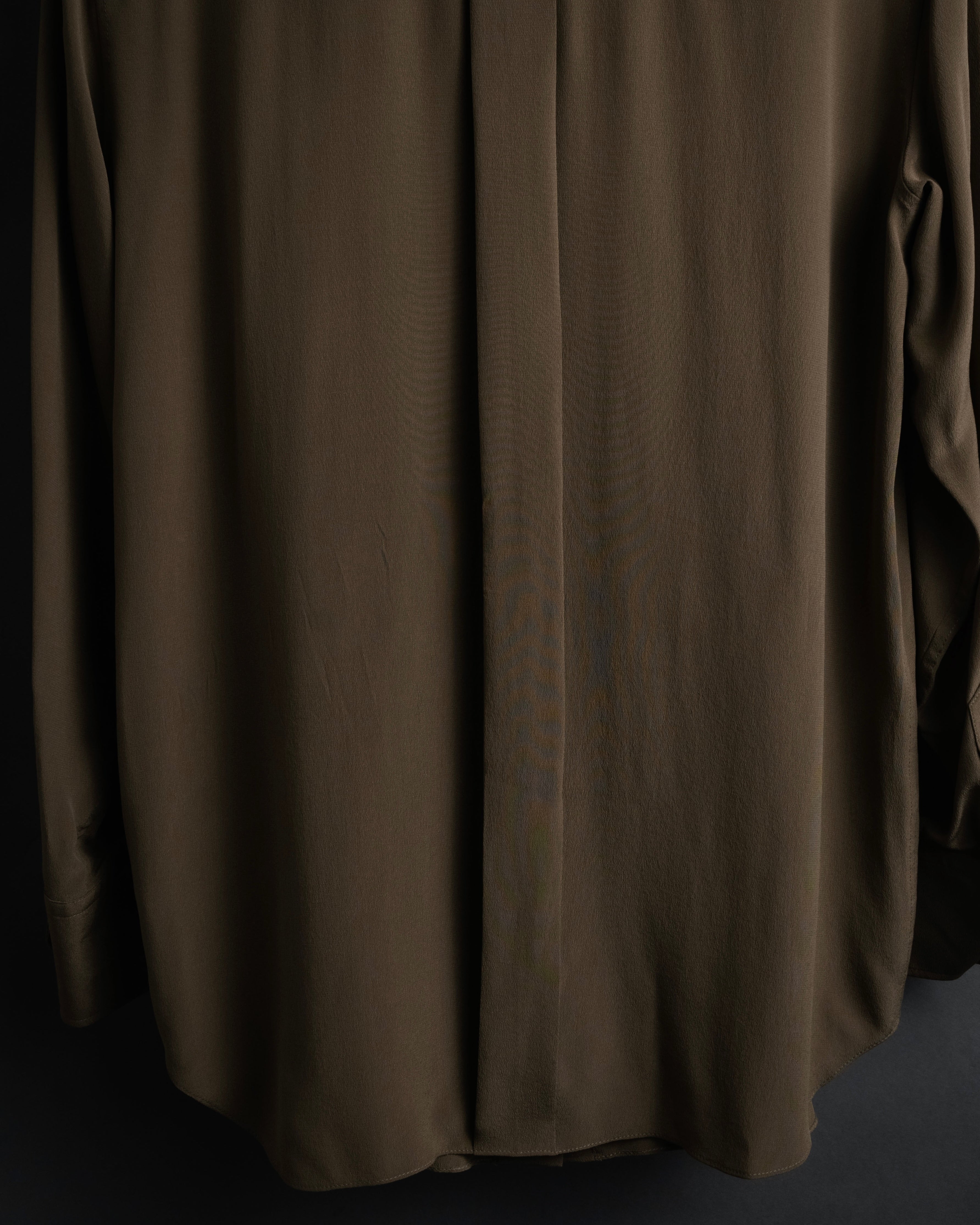 “HERMES” 2018-2024 Minimal band collar silk shirt