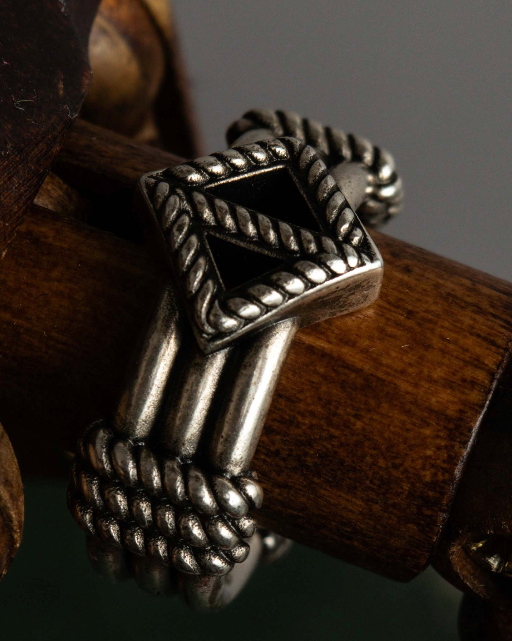 "Christian Dior" Buffalo design silver ring