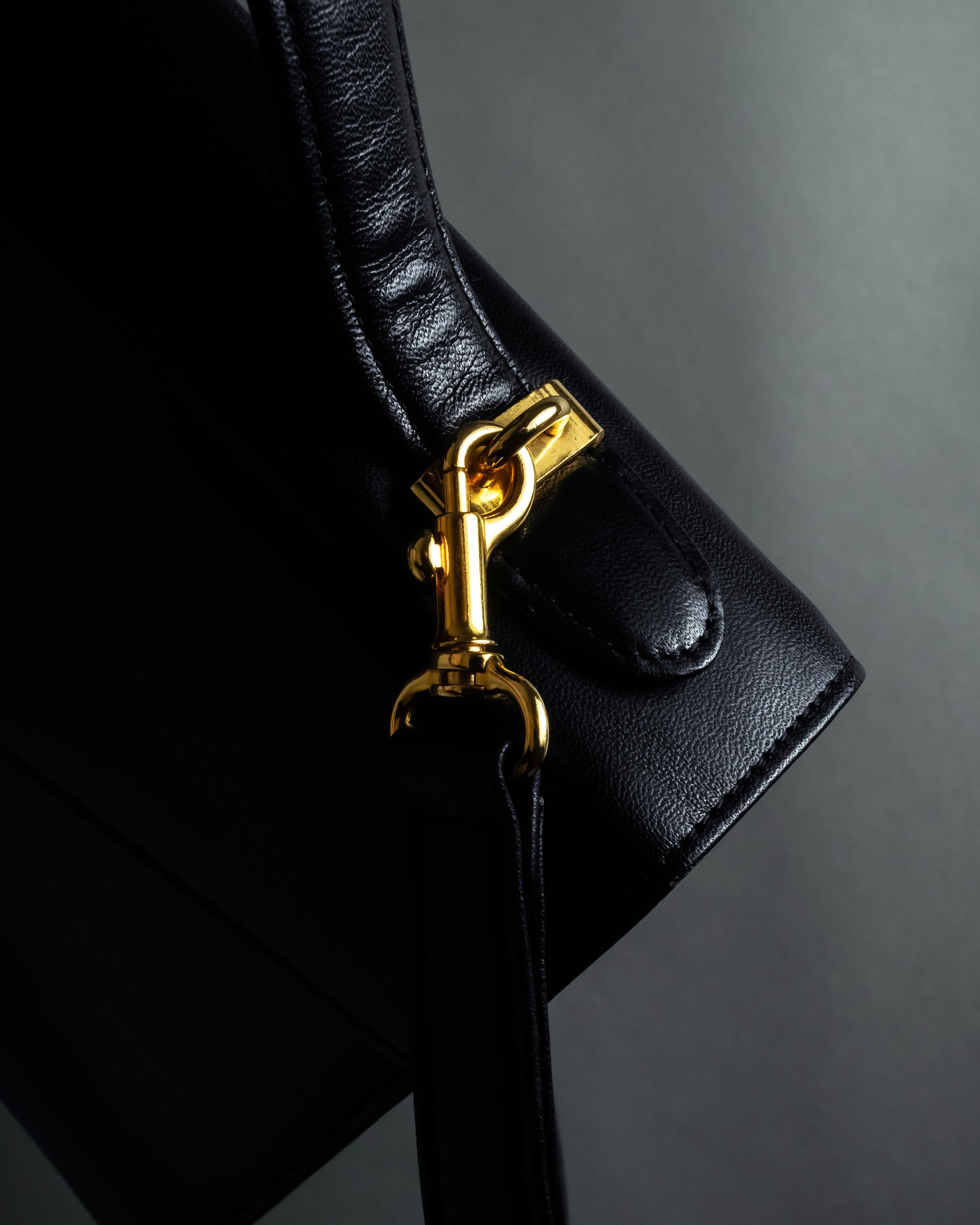 "JUNKO KOSHINO" Geometric motif design 2-way leather shoulder bag