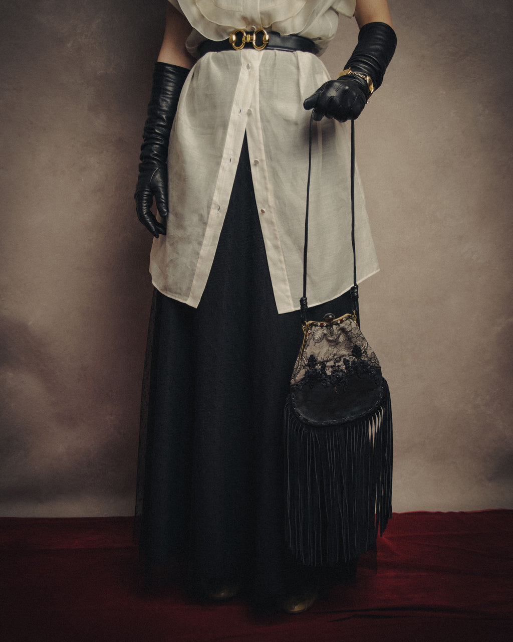 -SPECIAL- “VALENTINO GARAVANI” 2014-2016 lace embellished fringe frame bag