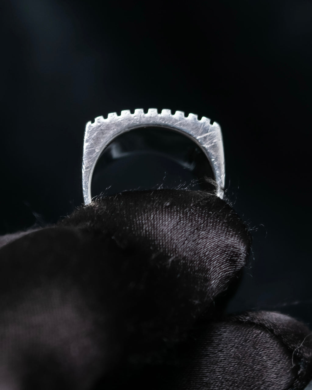 "GUCCI" Striped design sterling silver ring