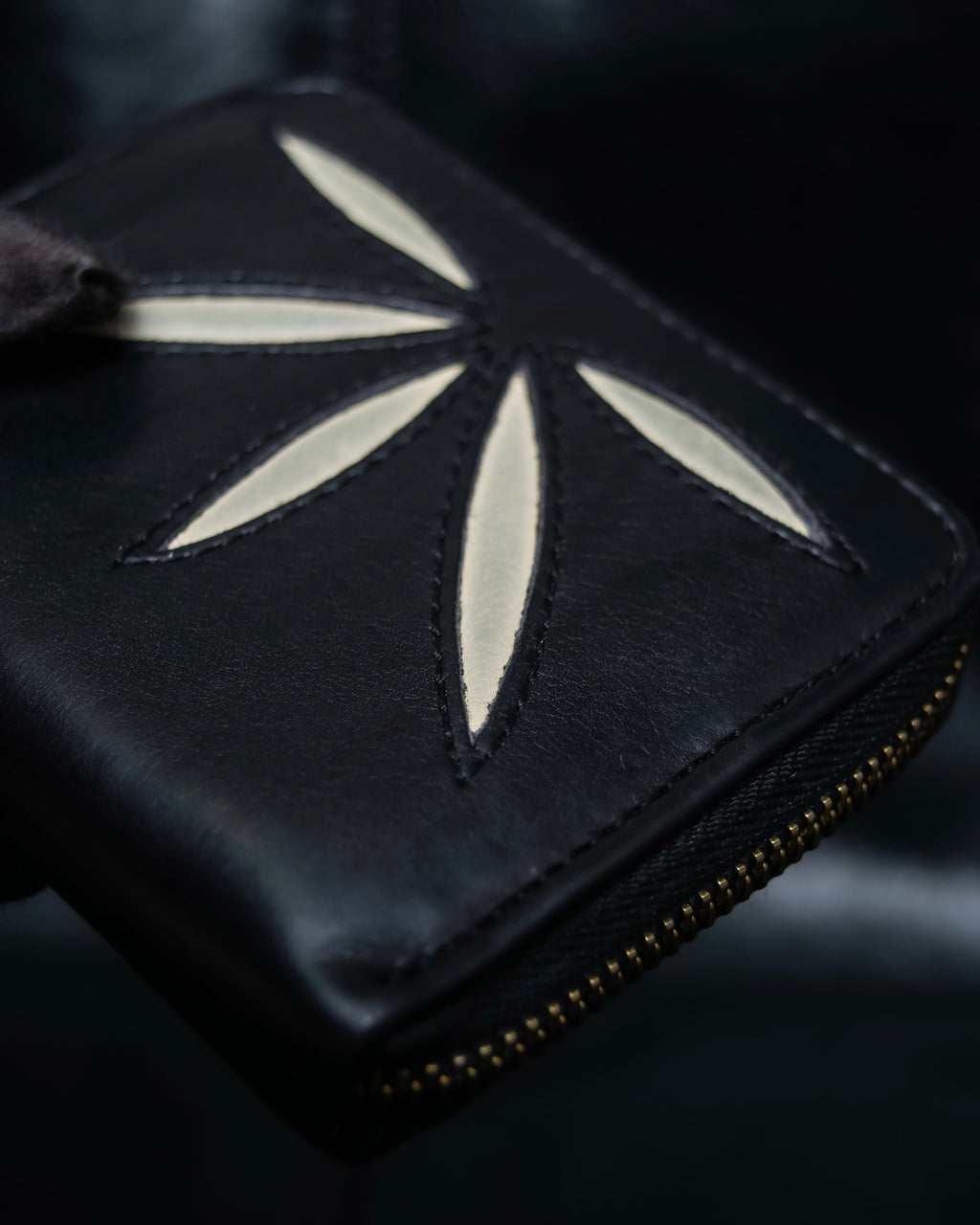 "MARNI" Leaf motif designed wallet