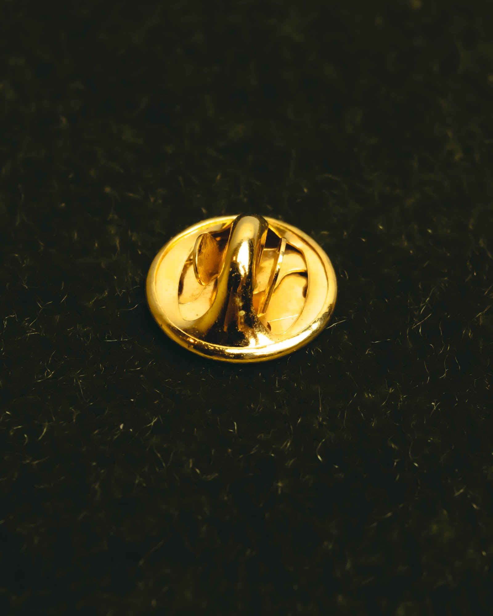 "Crédit Agricole" 90's Gold bull lapel pin