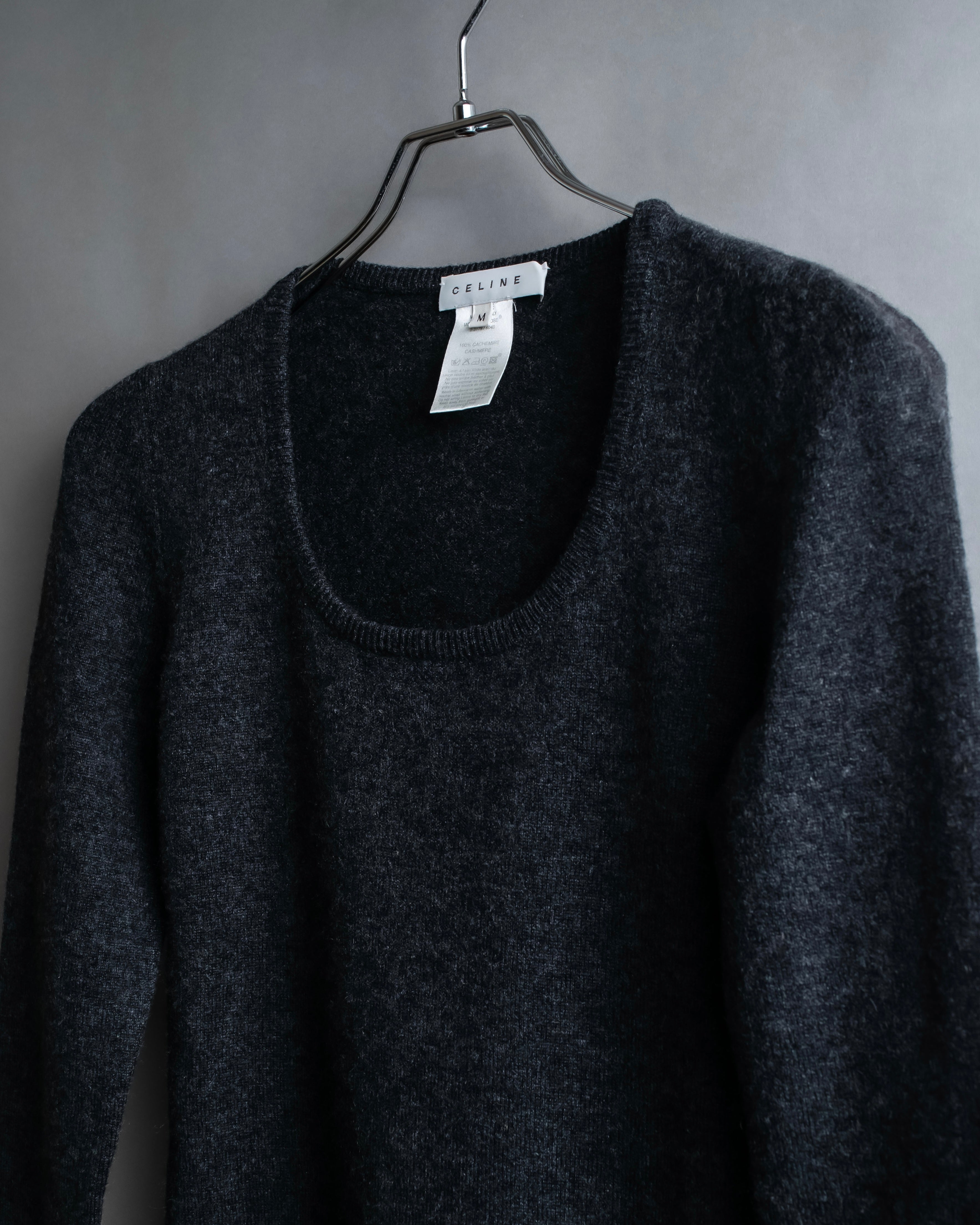 "CELINE" Beautiful U-neck design cashmere knit pullover