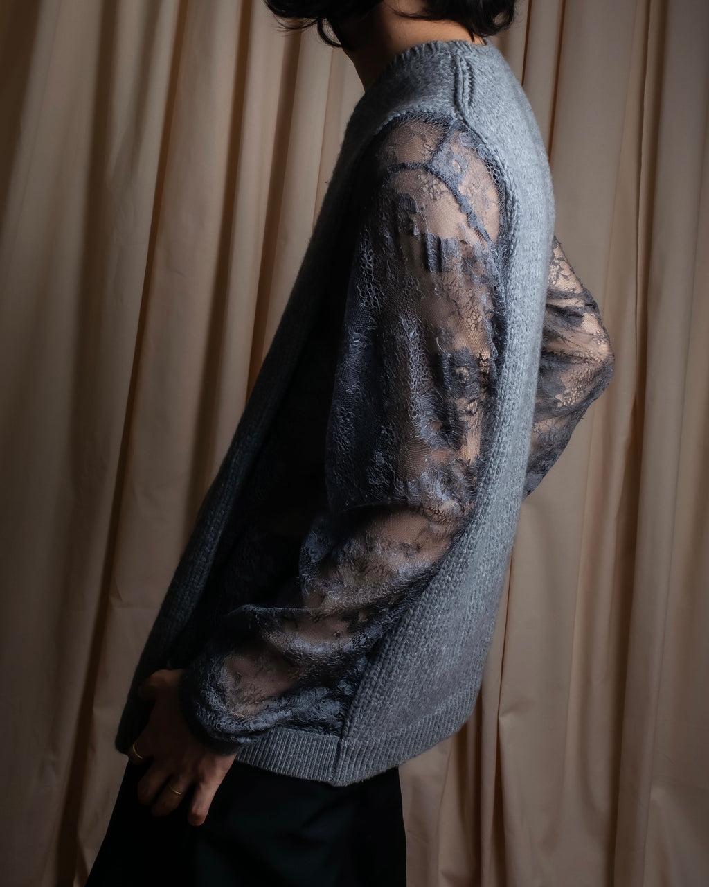 "VALENTINO" Floral lace cable knit docking design pullover