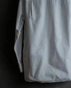 "BURBERRY" Wide collar embroidered emblem white shirt