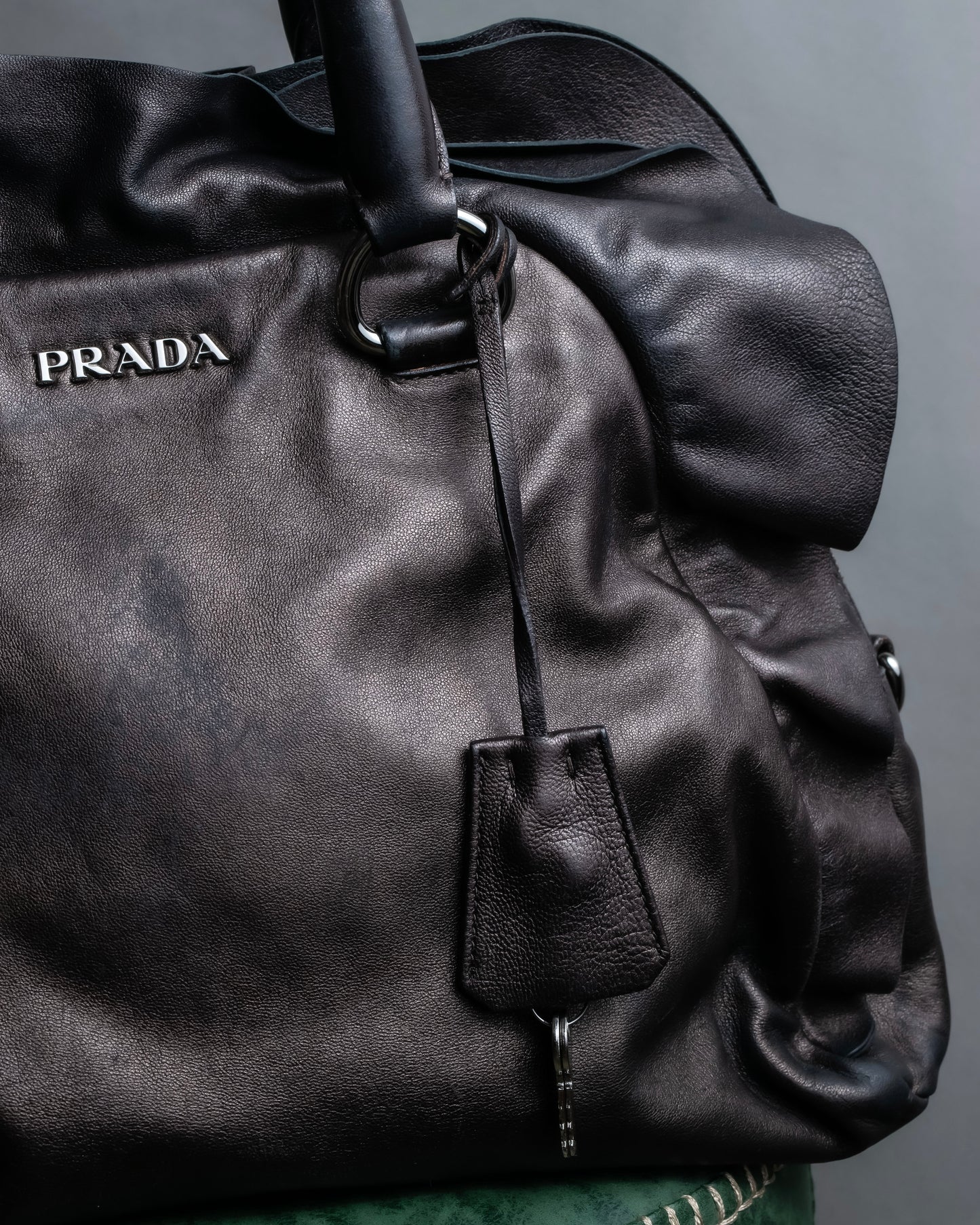 "PRADA" Frill docking one handle leather bag