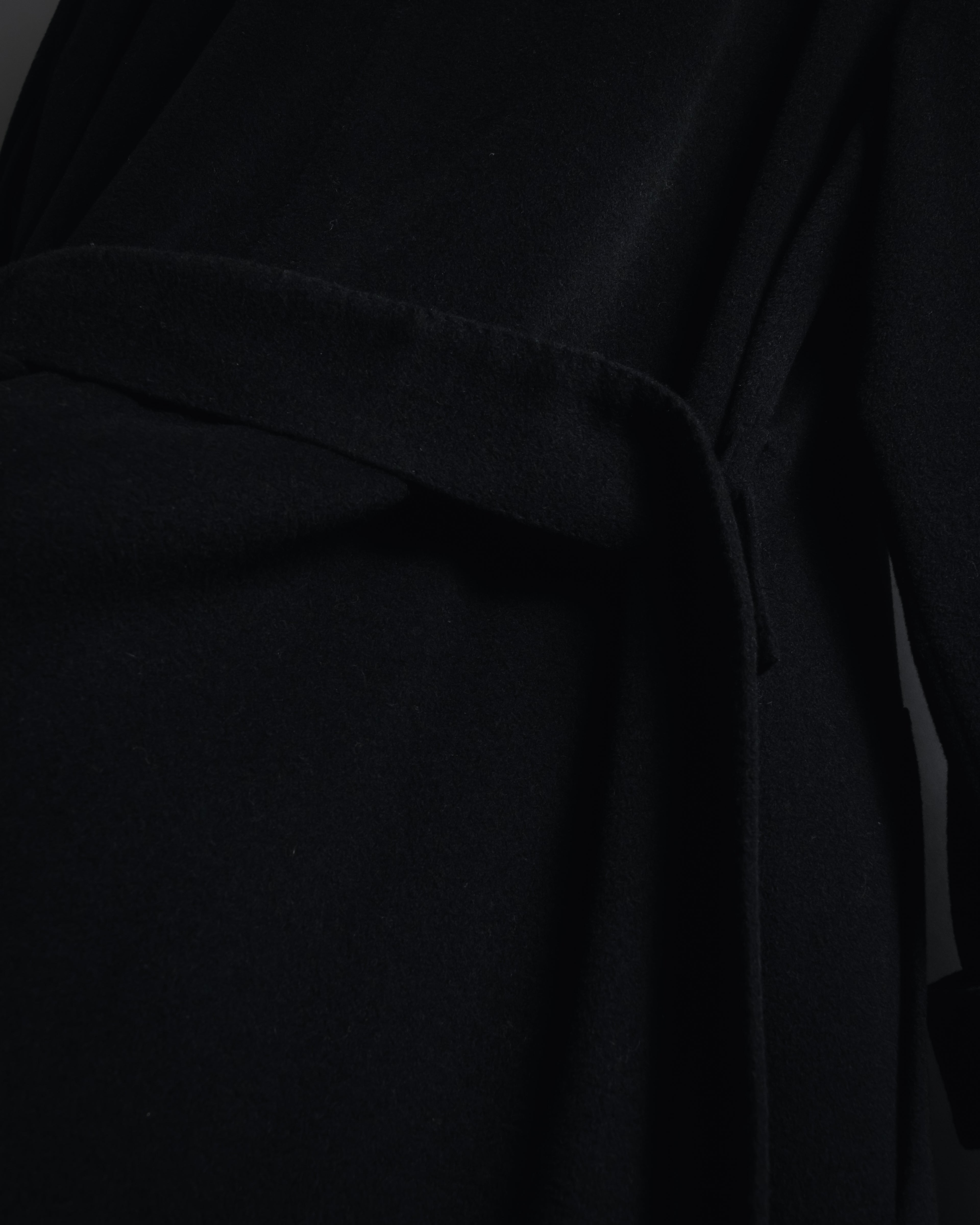 “Christian Dior” 90’s Belted wrap coat