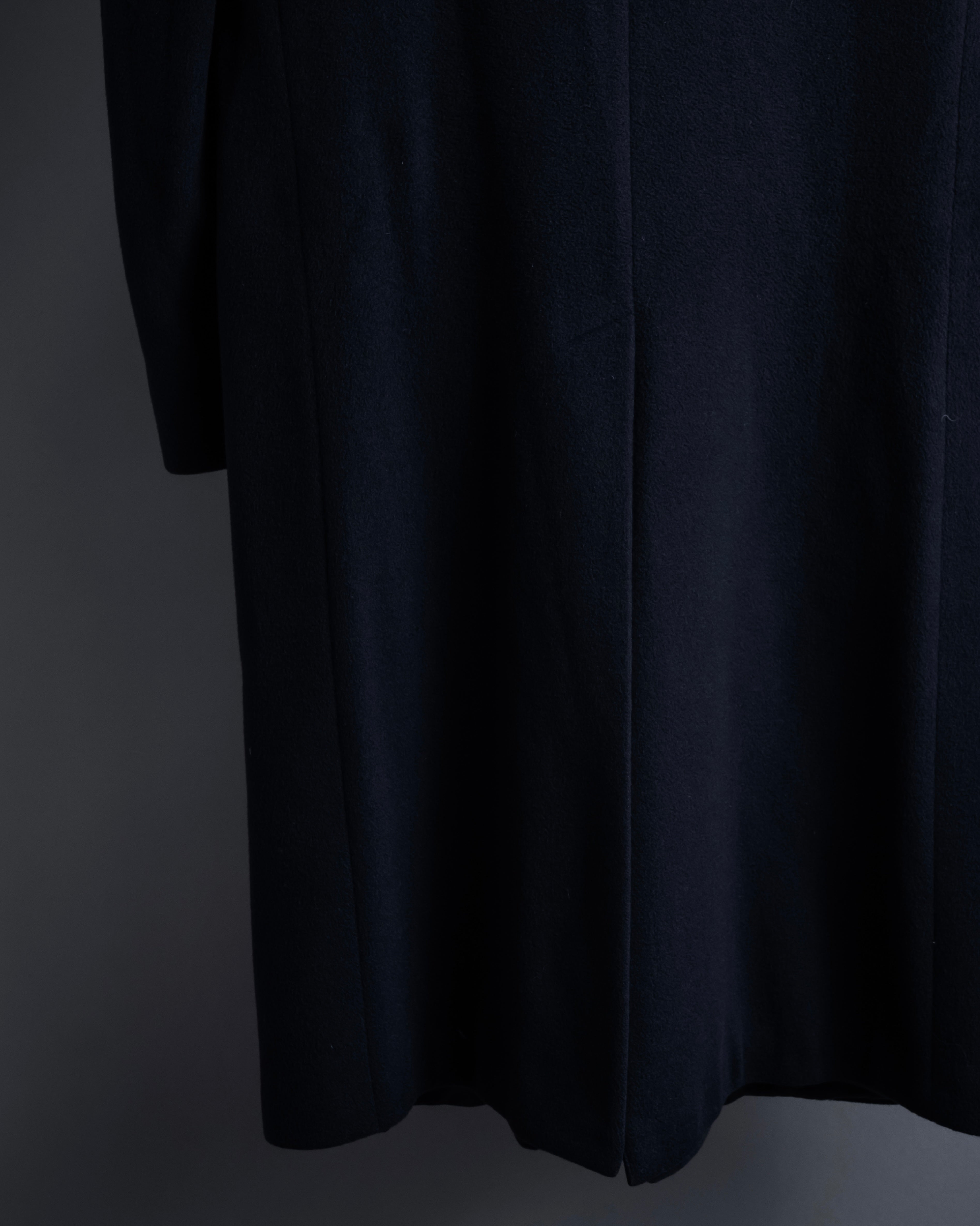 -SPECIAL- "BURBERRYS" 1980-1990's 
Classically tailored oversized 100% cashmere chester coat