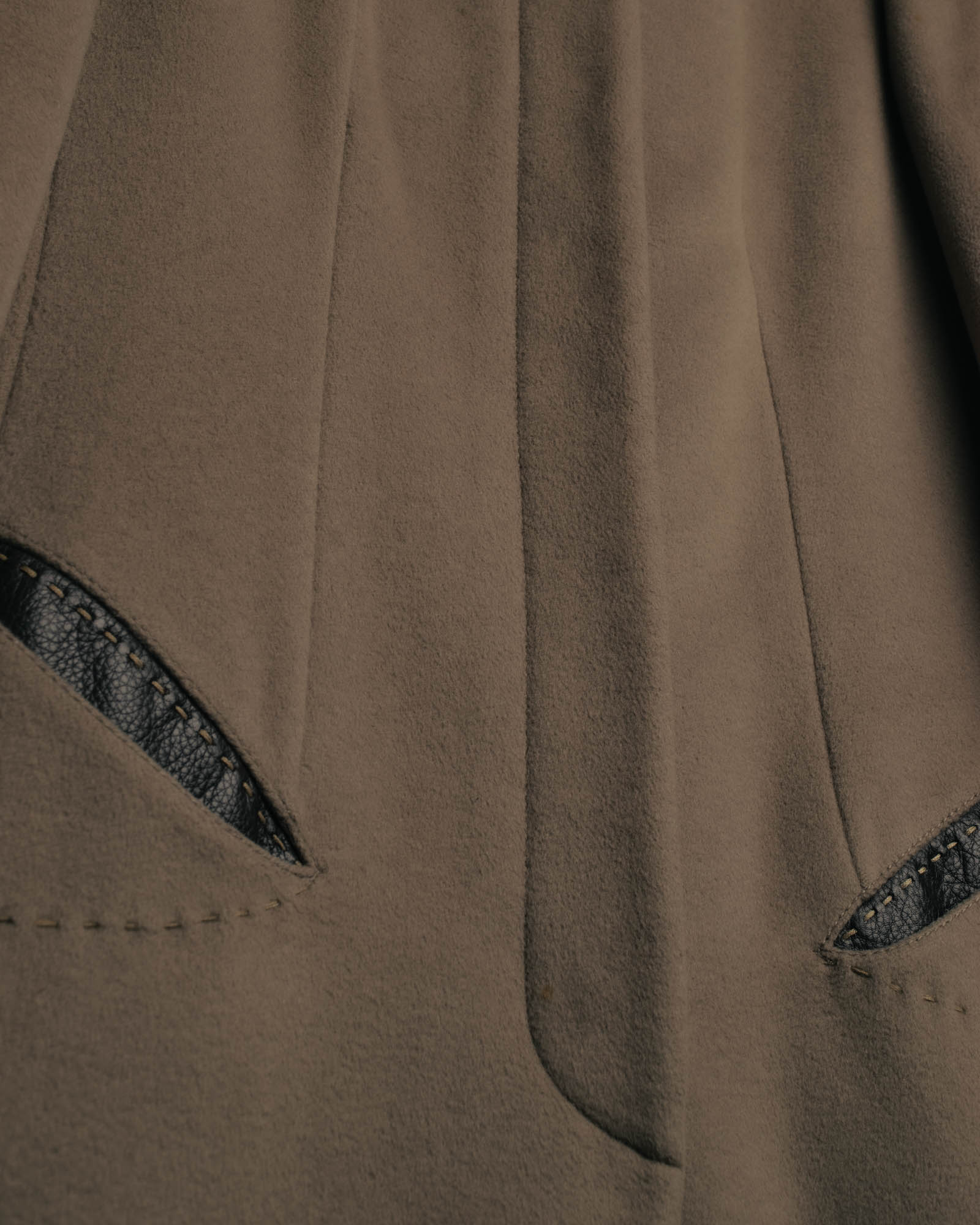 -SPECIAL- "FENDI" 90's-00's Cashmere blend long coat with leather contrast