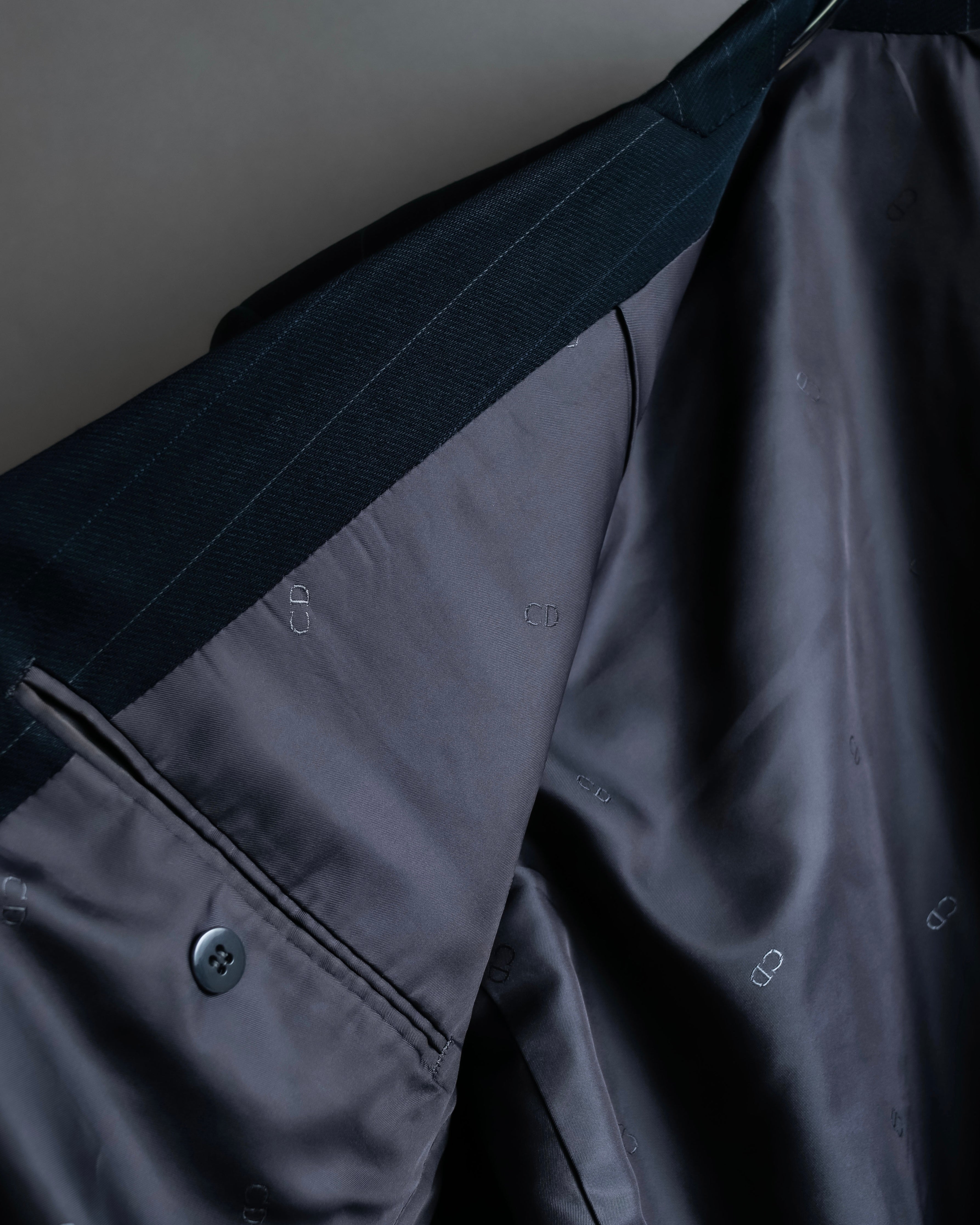 "CHRISTIAN DIOR MONSIEUR"
 Fine pitch stripe pattern notch lapel tailored jacket