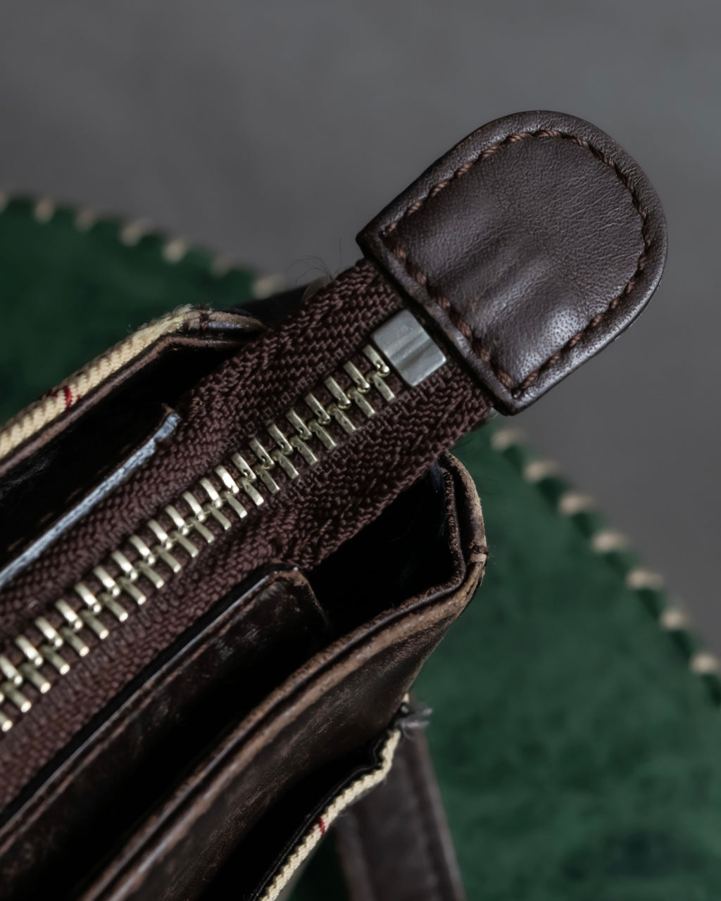 "BURBERRY" Nova check pattern leather combination shoulder bag