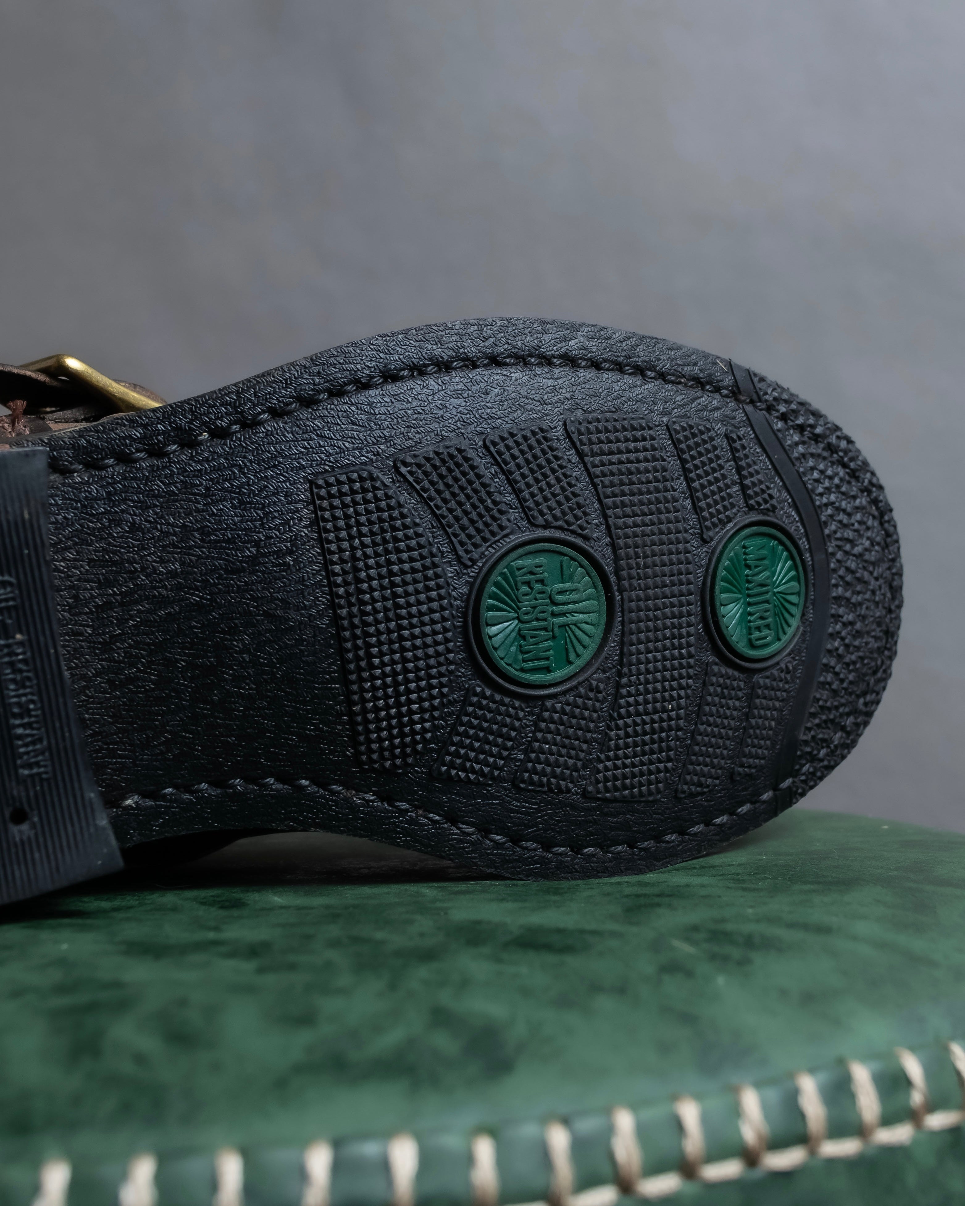 "COACH×FRYE" Brass buckle design shearling lined biker boots