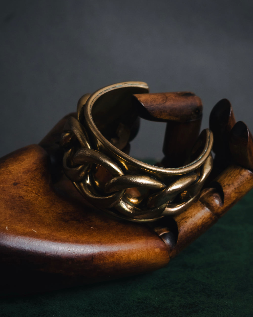 –SPECIAL– "CHANEL" 80’s-90’s Iconic gourmette chain cuff bangle