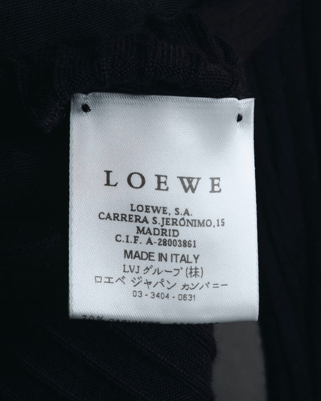 "LOEWE" Fine-Ribbed Button-Front Knit Cardigan