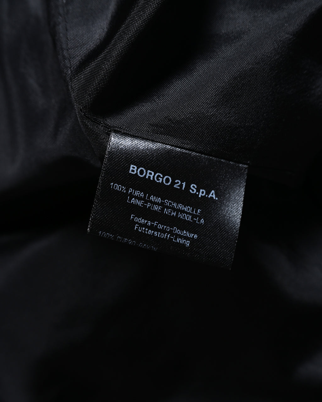 GIORGIO ARMANI/ Single Breasted 2B Pure Wool Tailored Jacket
Black