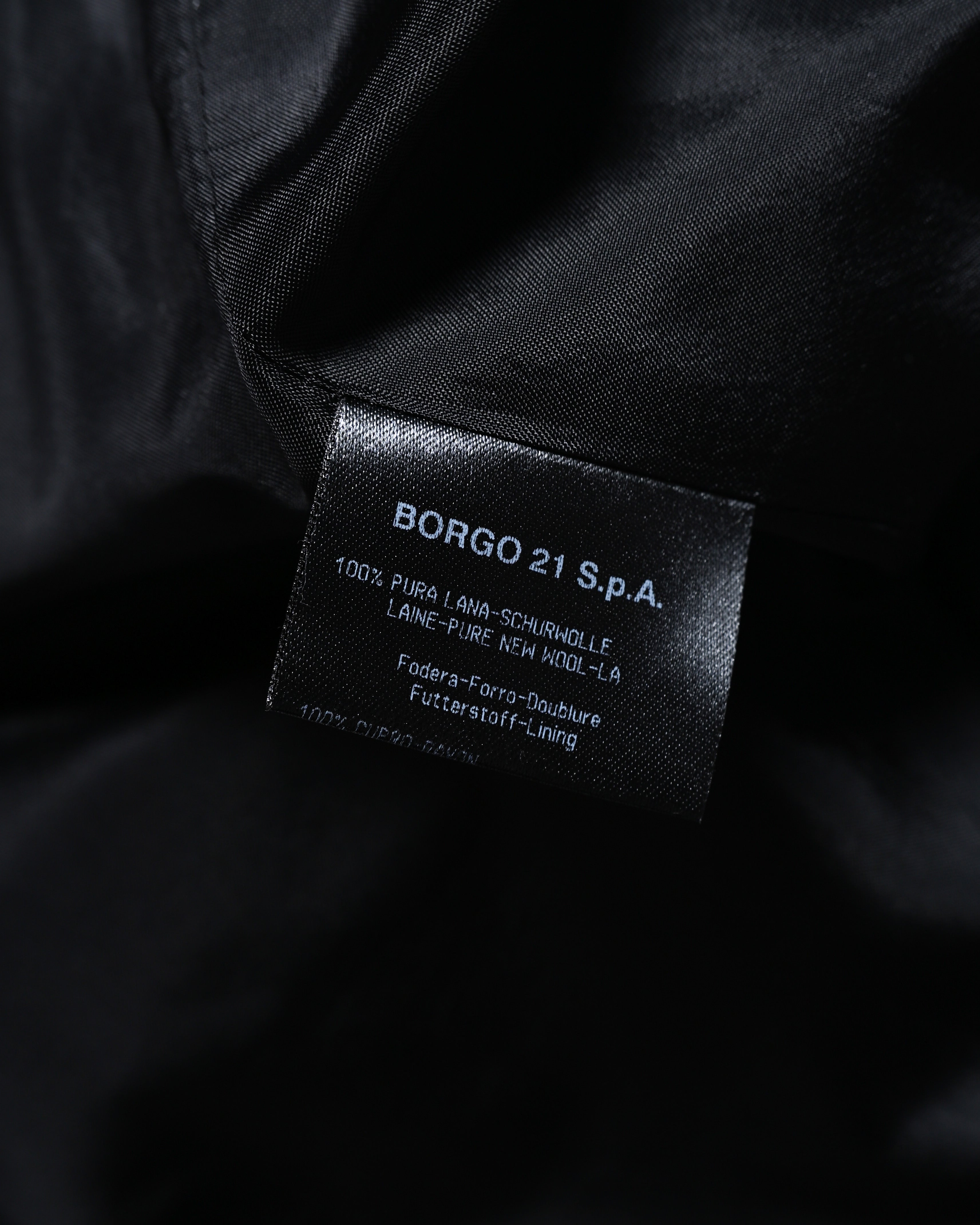 GIORGIO ARMANI/ Single Breasted 2B Pure Wool Tailored Jacket
Black