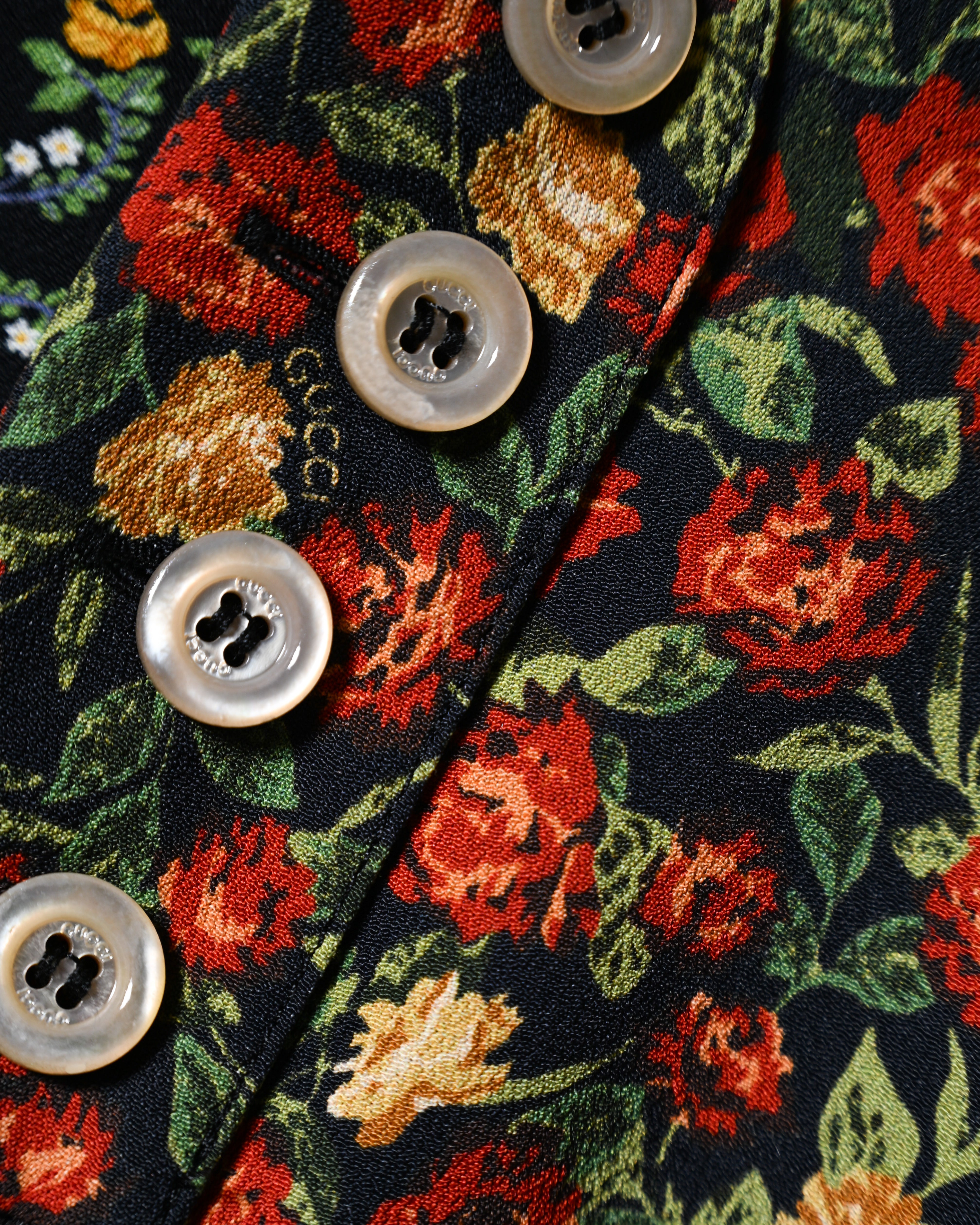 新品！タグ付き！Gucci x Liberty バックロゴ　花柄ブラウス 140 GUCCI × LIBERTY LONDON/ 2020AW Original Floral Pattern Fabric