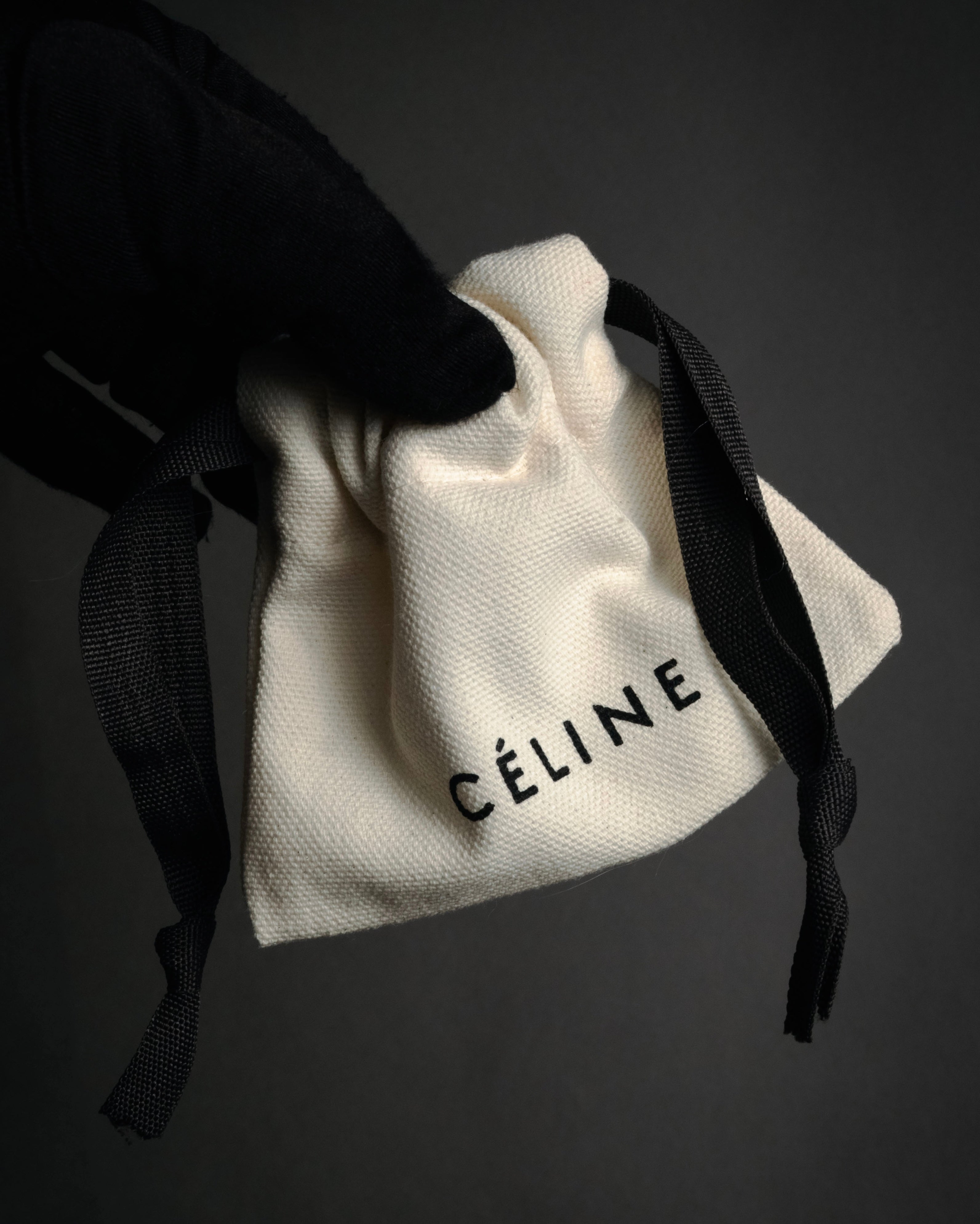 “CELINE” 10’s Knot cuff bracelet