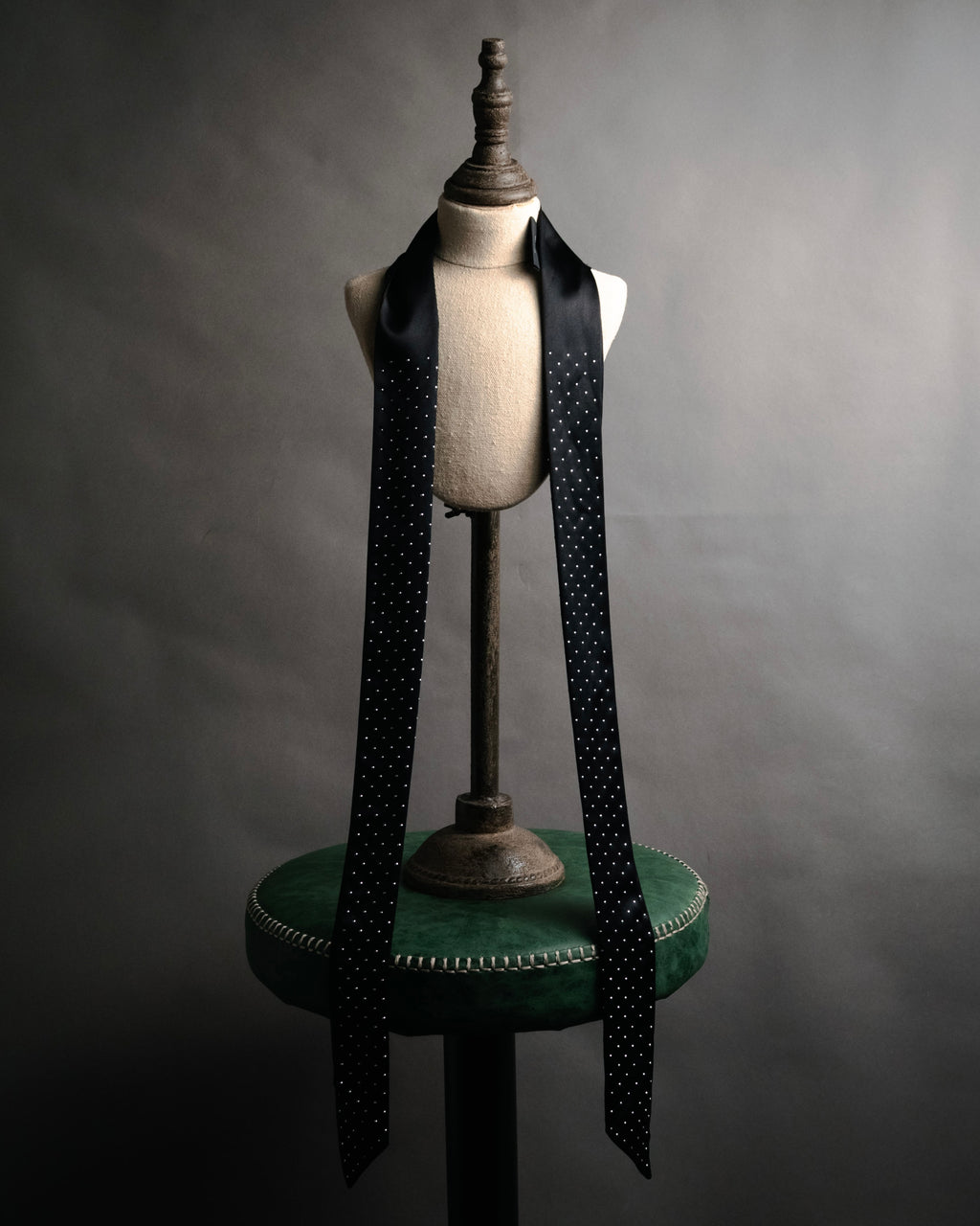 –SPECIAL– “SAINT LAURENT PARIS”
2013-2016 Studded silk ribbon tie