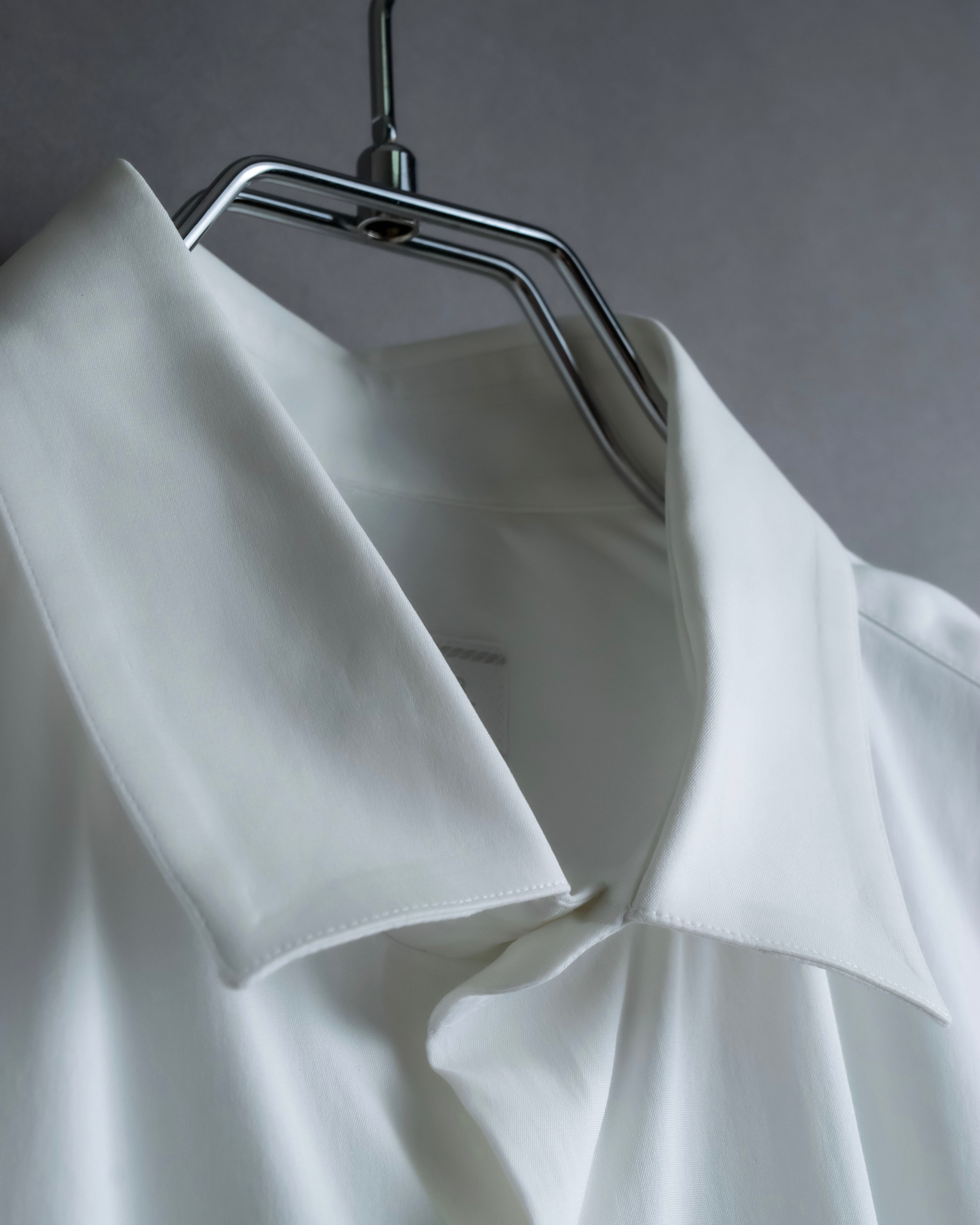 “PRADA” Short pointed collar dress shirt