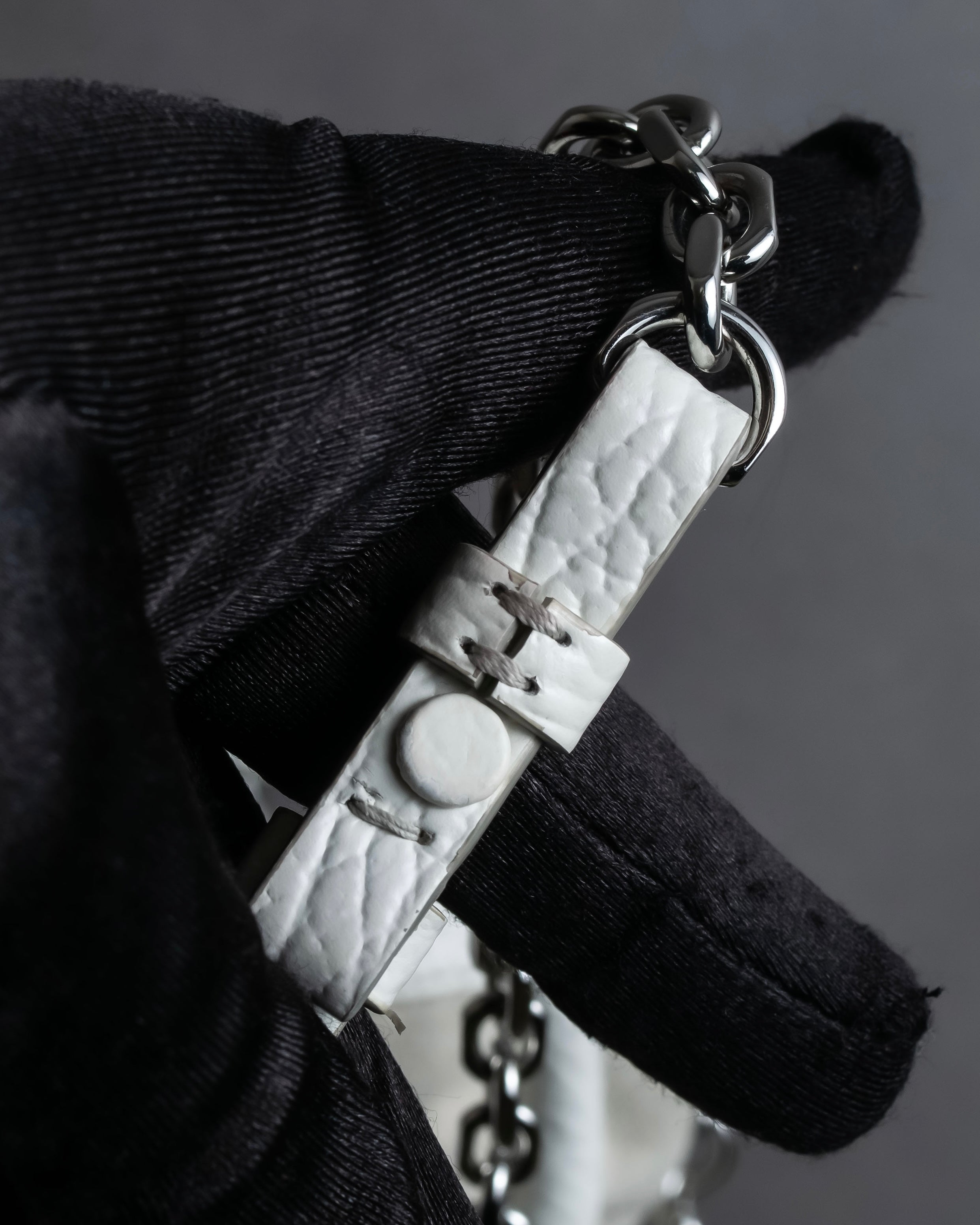 "MAISON MARGIELA" 5AC small white color 2way leather bag