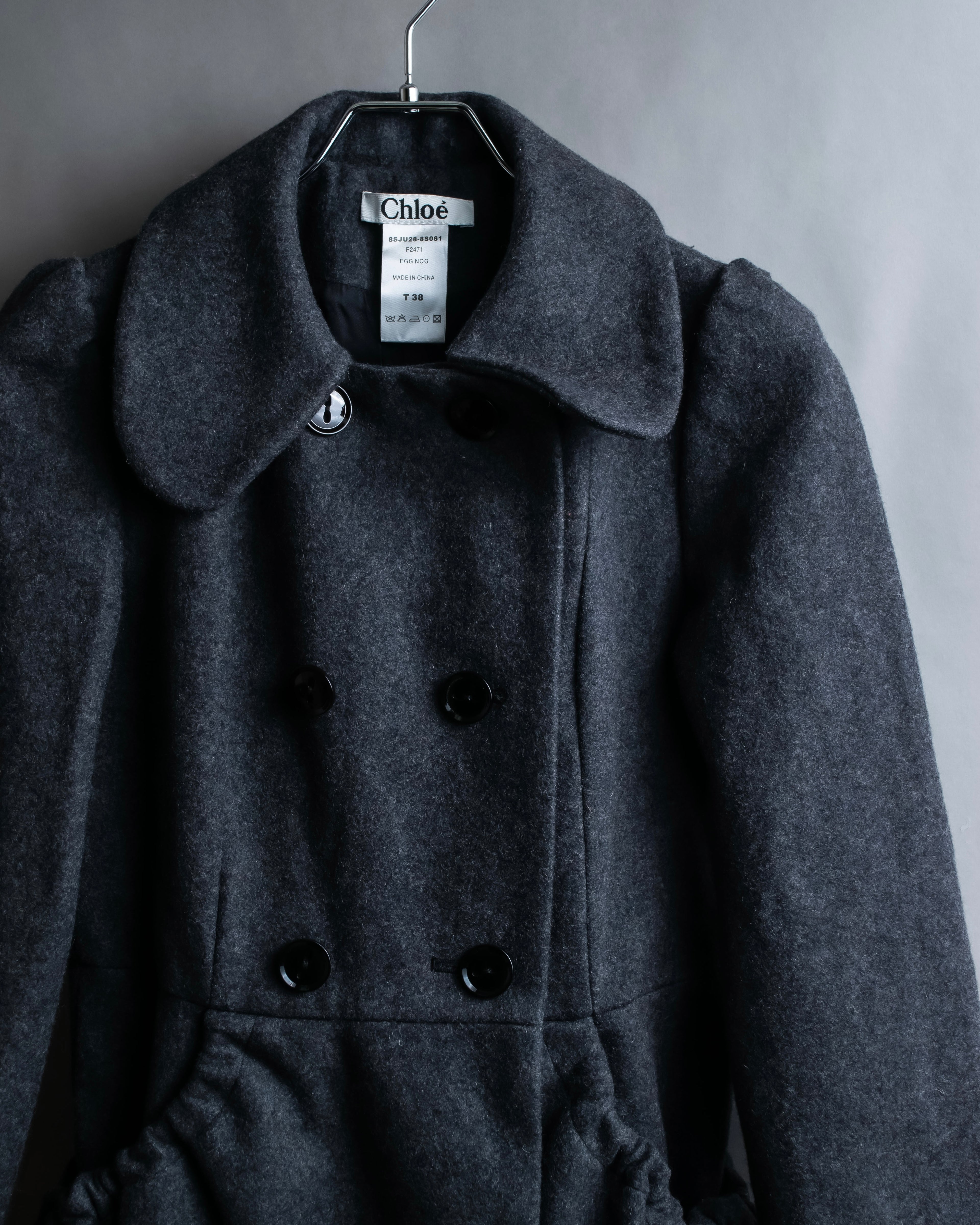 "Chloe" Gathered waist round collar coat
