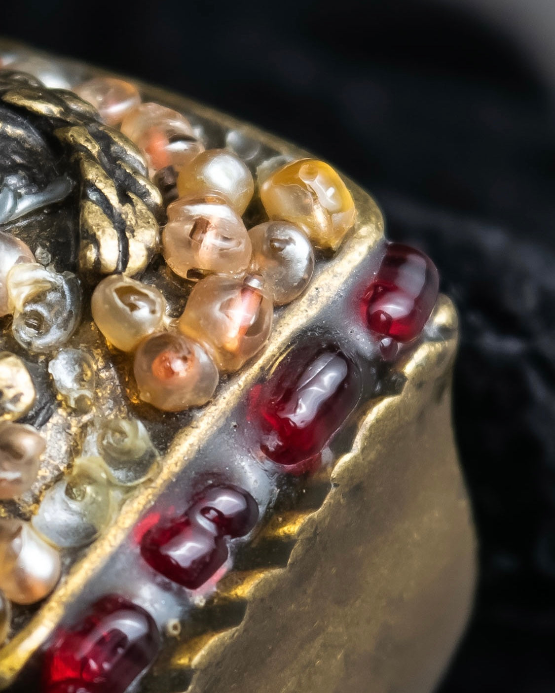 "CHANEL" Glass pearl Coco mark motif gold ring