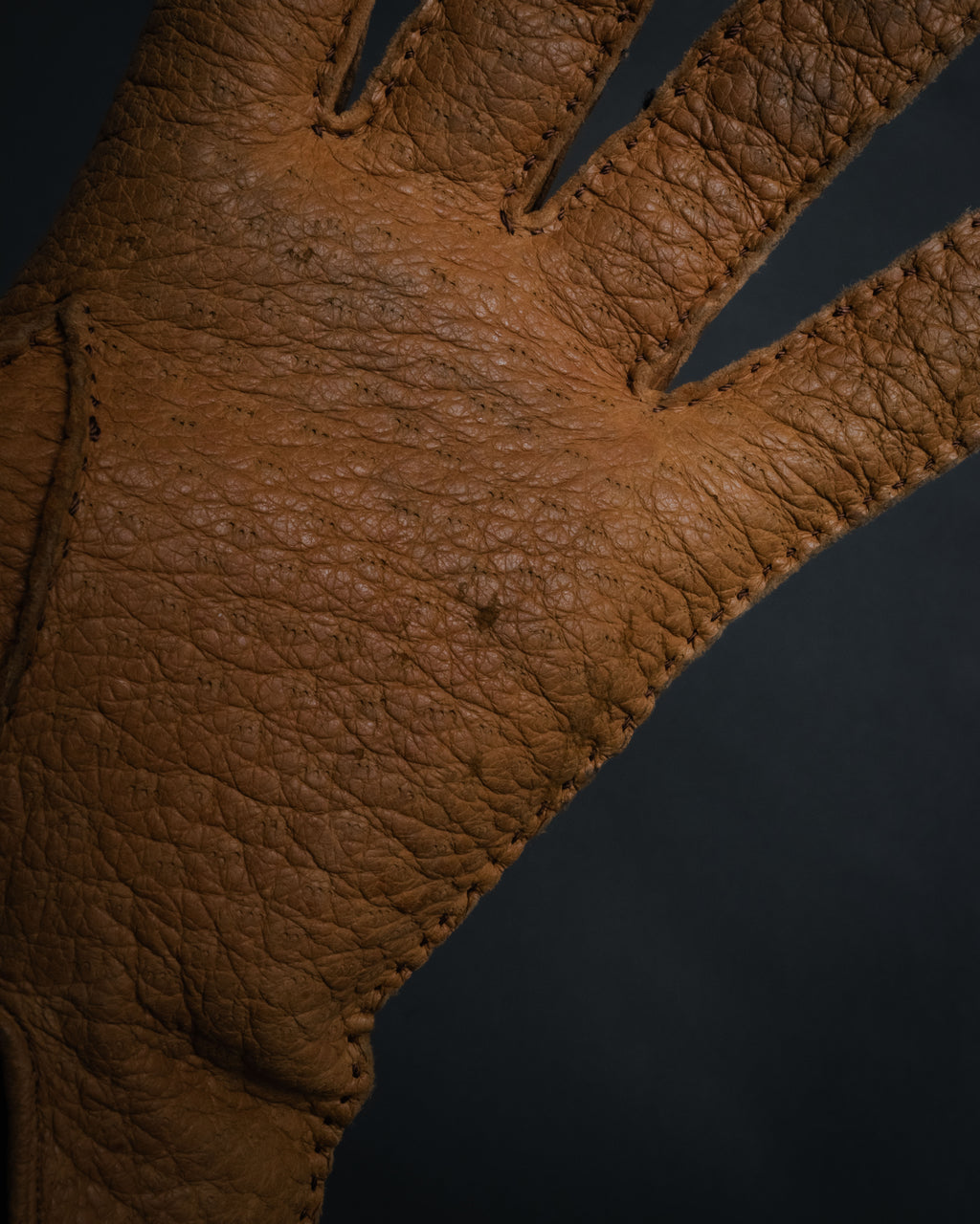 “Yves Saint Laurent” 80’s-90’s Hand-stitched peccary leather gloves