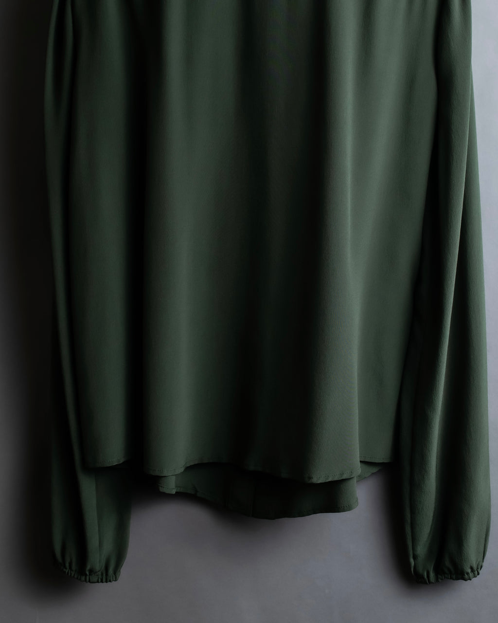 "GUCCI" Tab design bowtie blouse