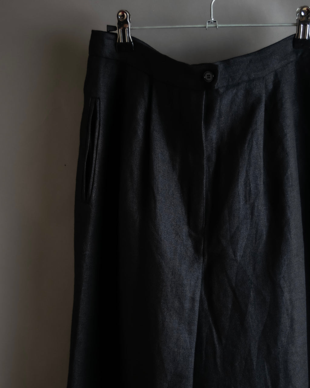 "Vintage beautiful wrinkles wide slacks"