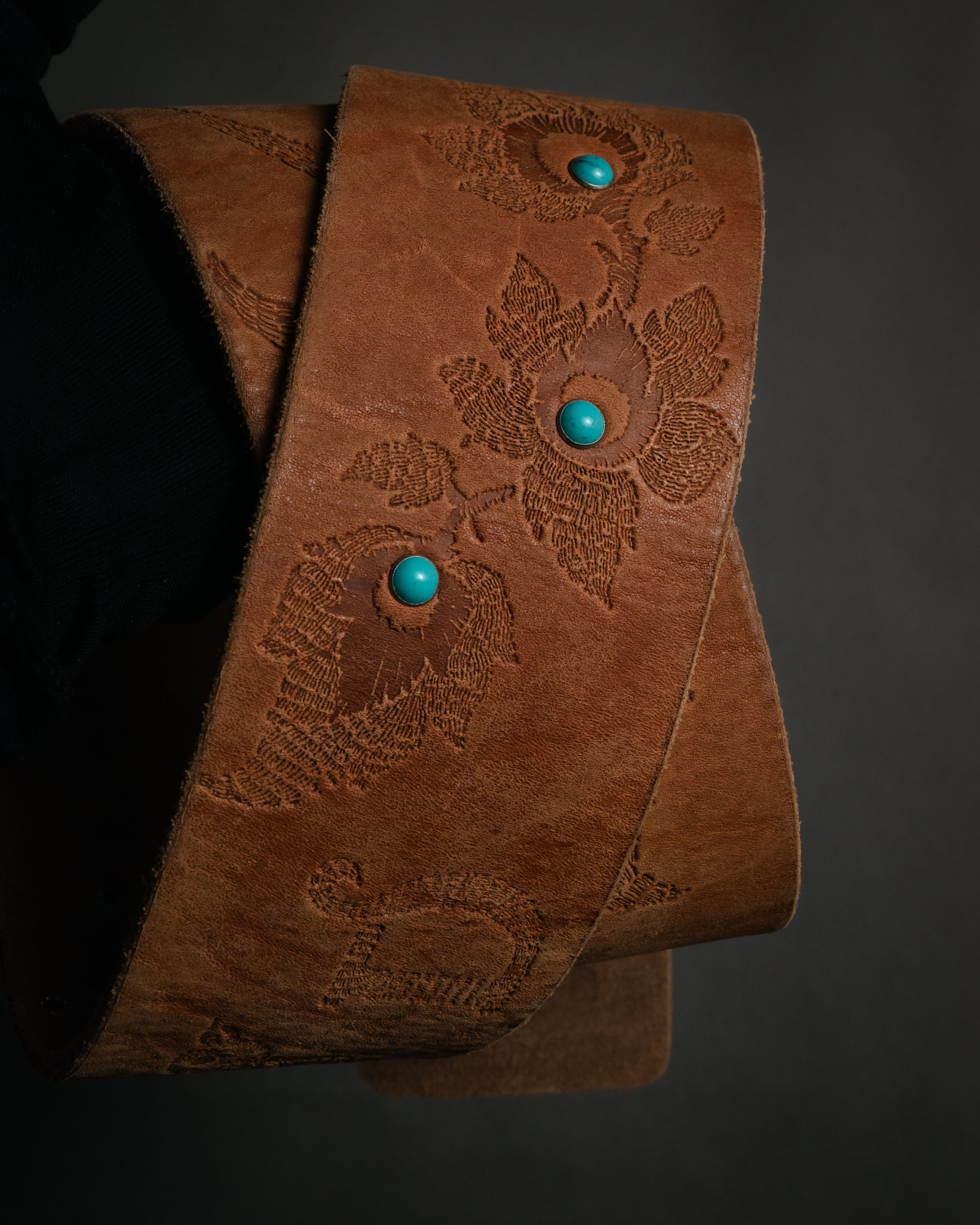 "DIESEL" 00’s Turquoise-studded embossed suede belt