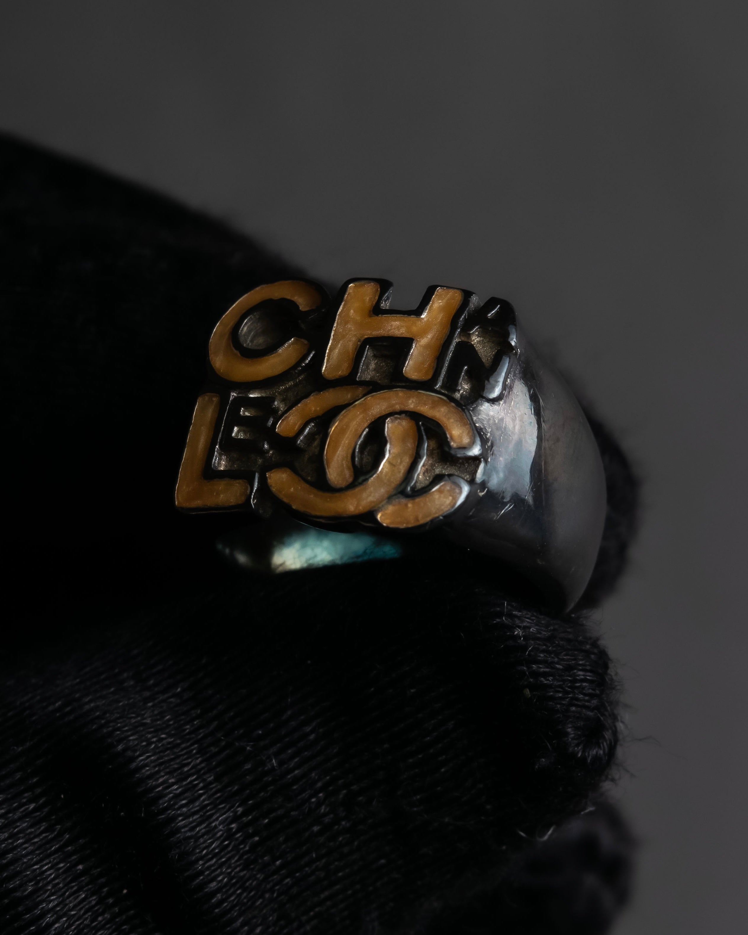"CHANEL" Typography logo design round ring