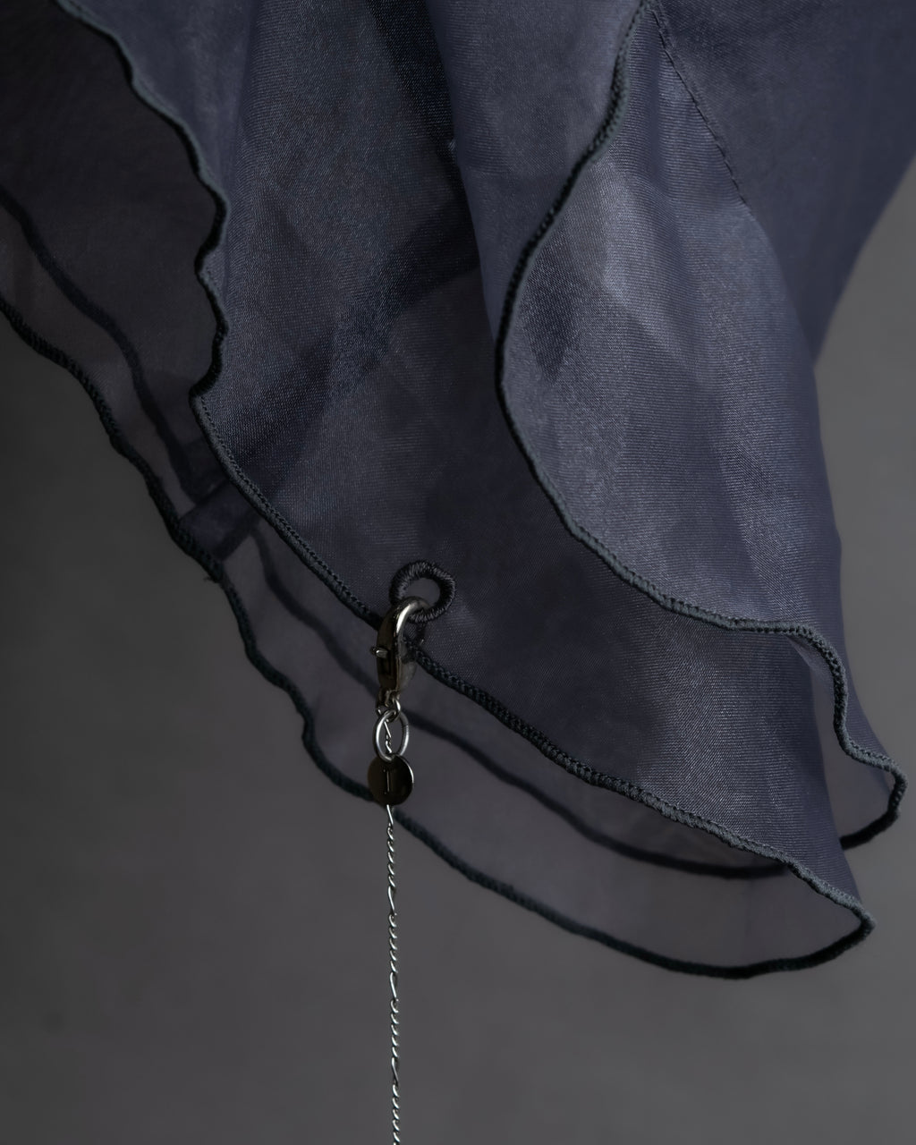 "LIMI feu " Chain docking organza bucket hat