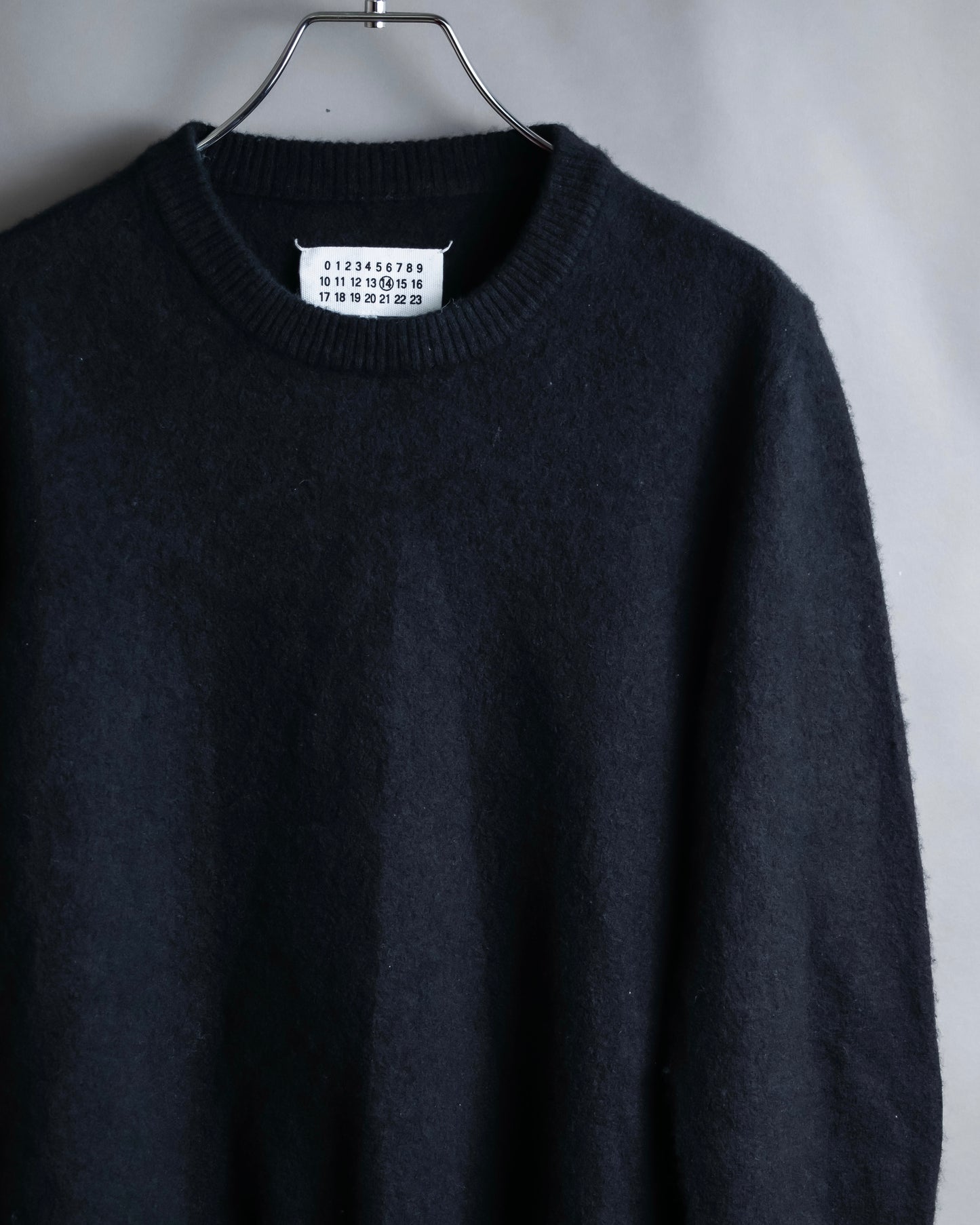 "MAISON MARGIELA" Leather elbow patch design wool knit