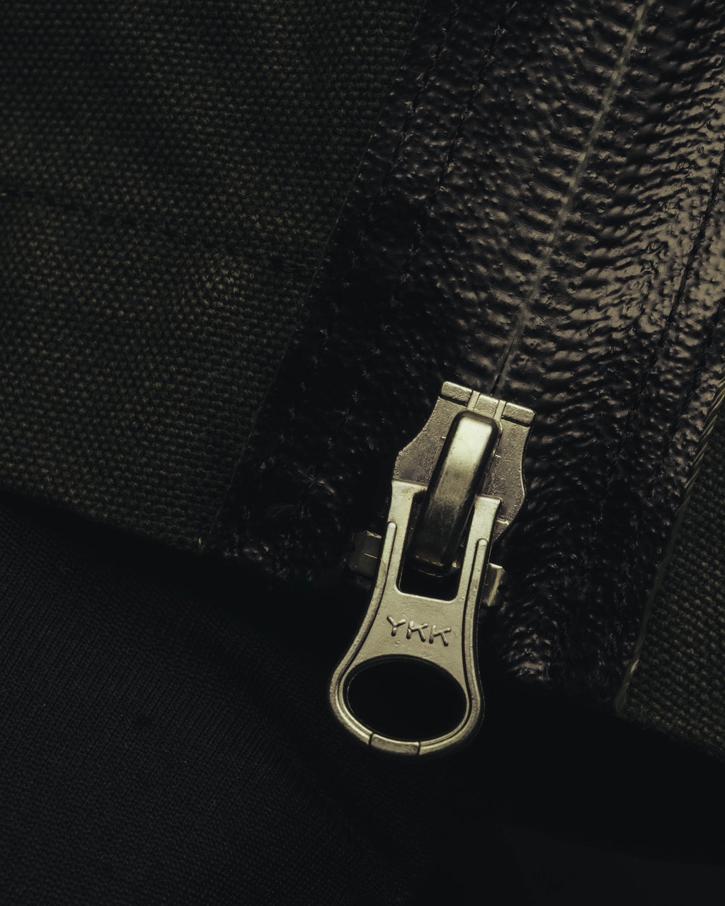 -SPECIAL- "COMME des GARÇONS HOMME" 03AW Asymmetric zip long coat